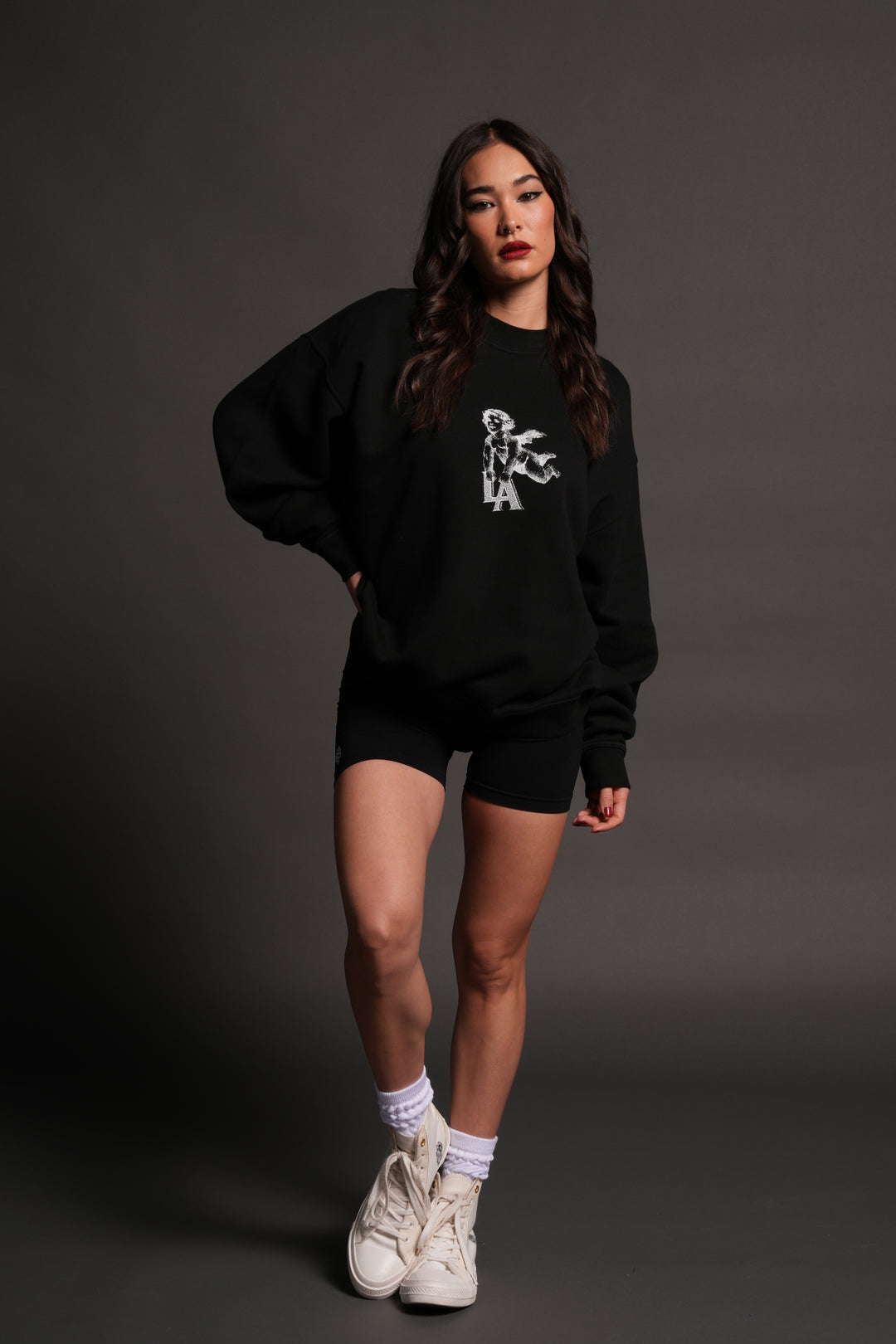 La Cherub London Crewneck in Black