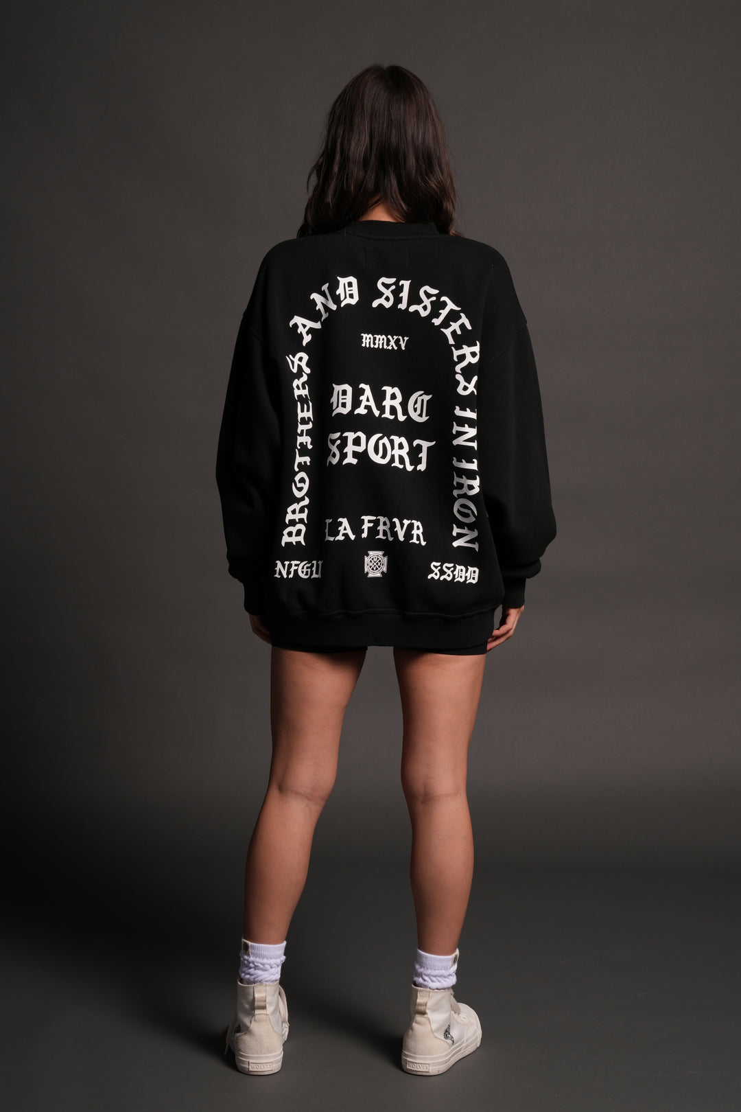 La Cherub London Crewneck in Black