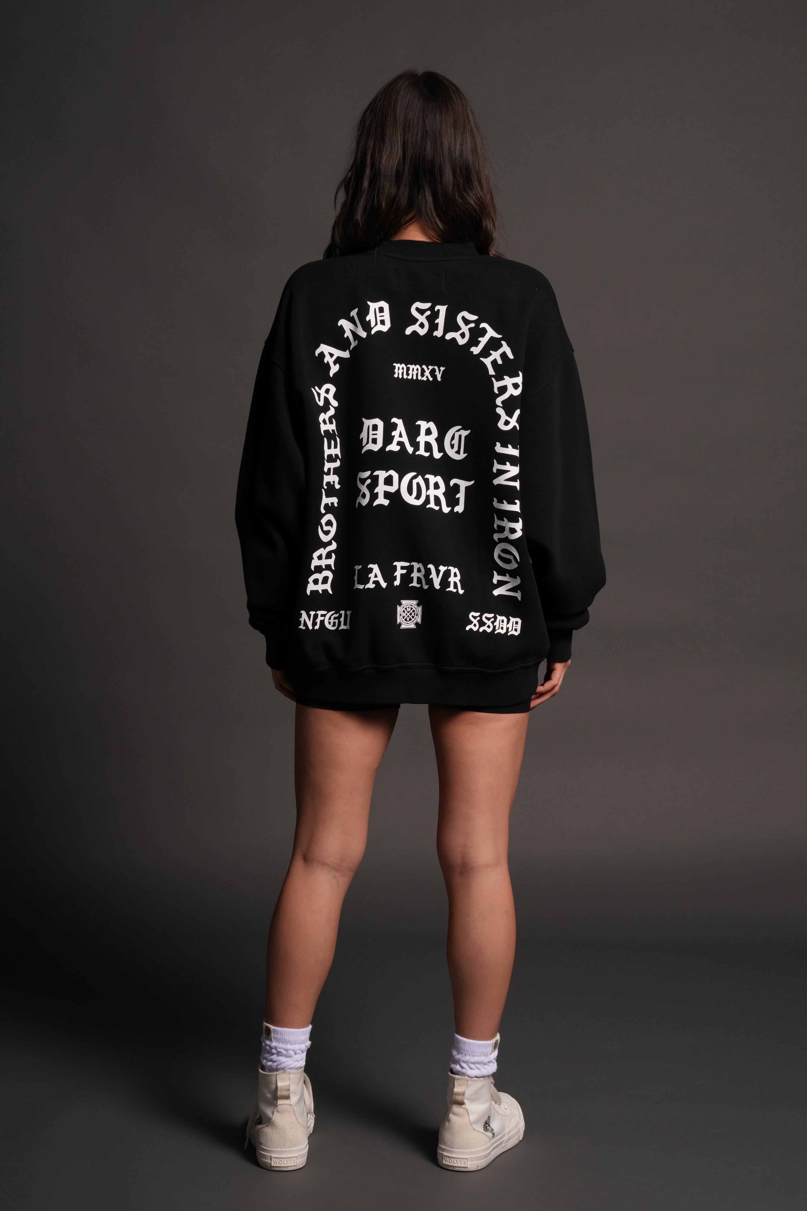 La Cherub London Crewneck in Black