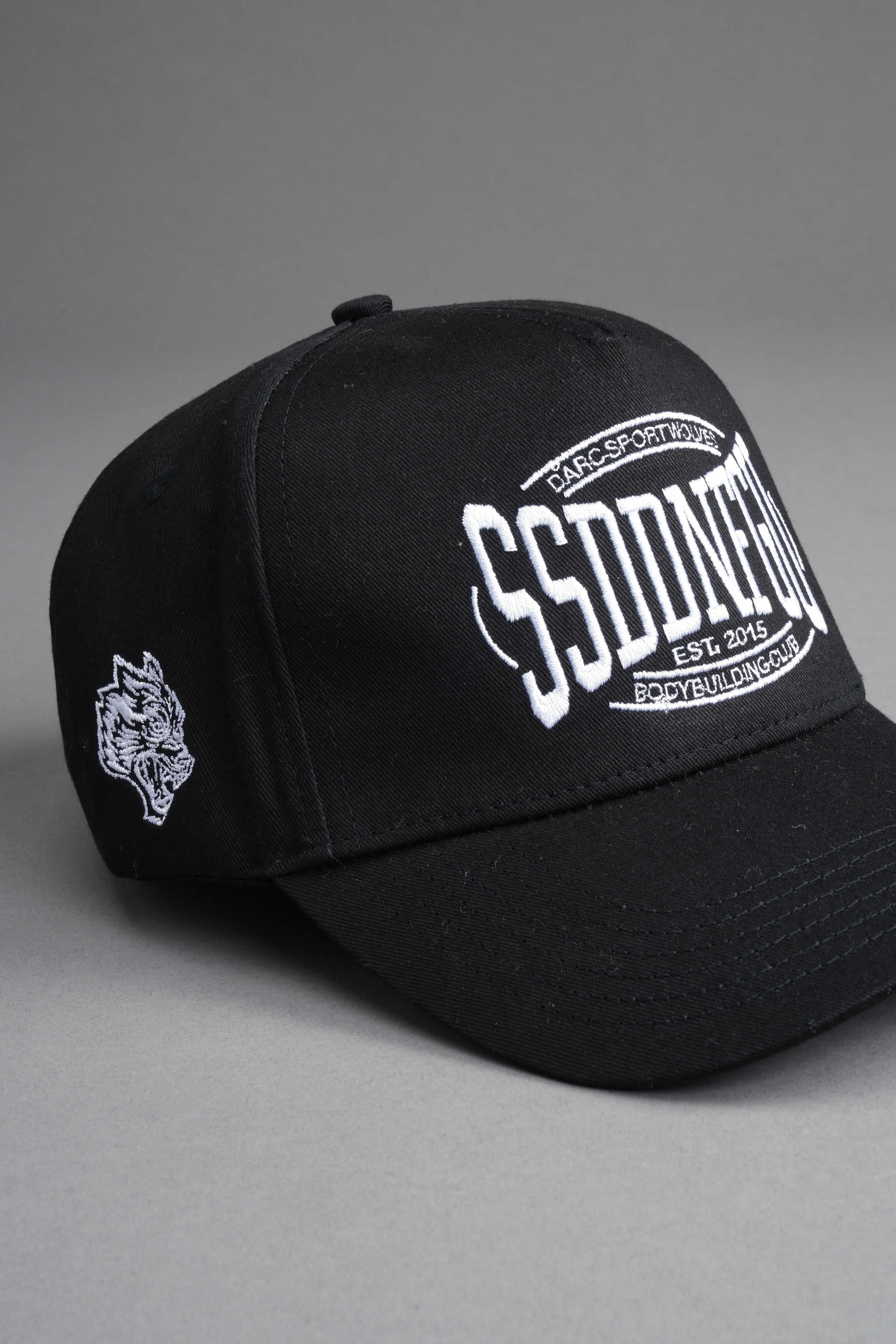 SSDDNFGU FRVR 5 Panel Hat in Black