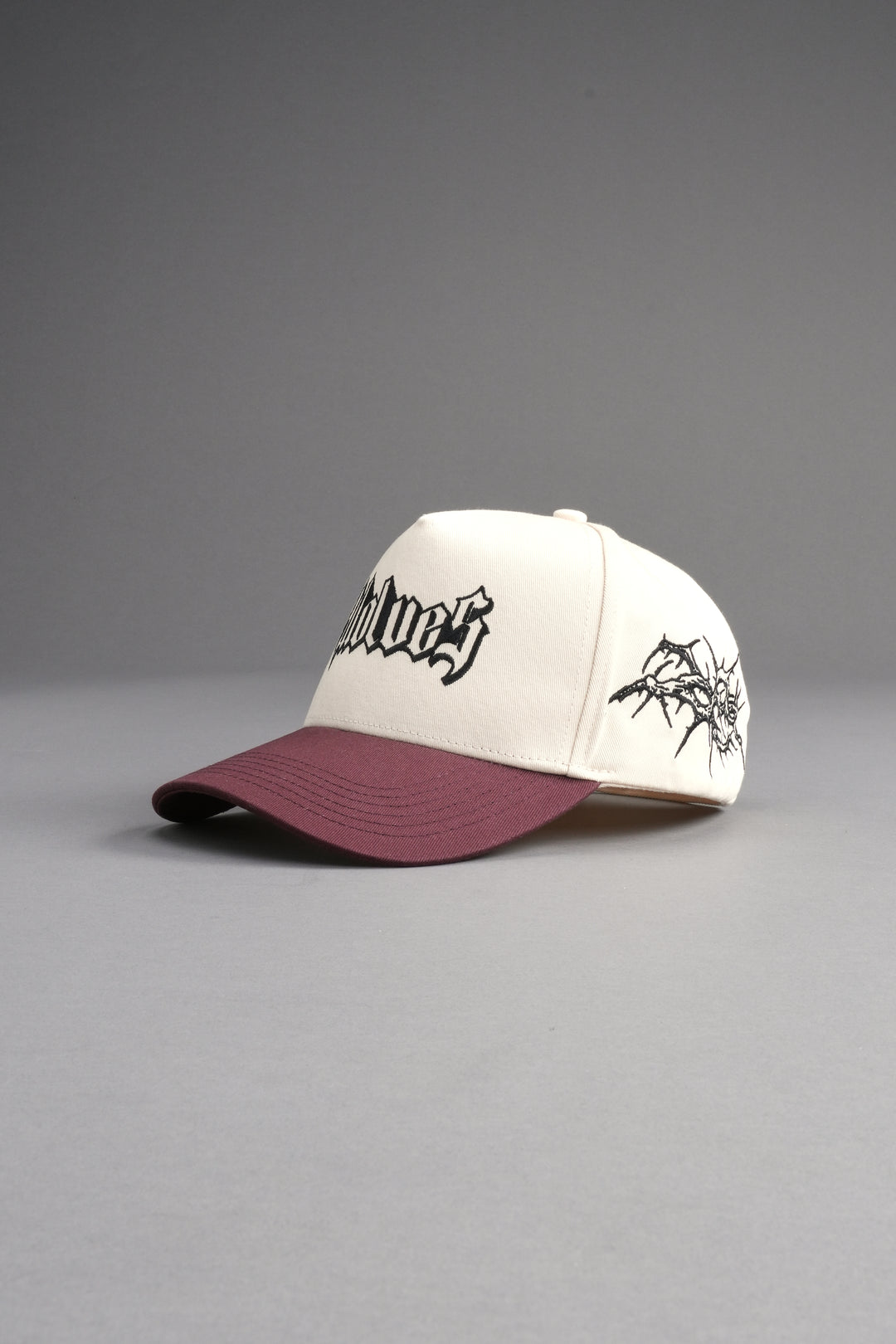 Thorns 5 Panel Hat in Cream/Oxblood