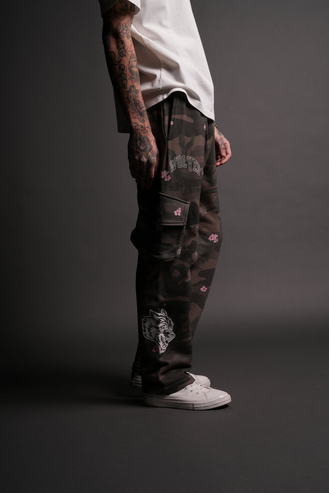 Stay Loyal Bigelow Cargo Sweat Pants in Vintage Blossom Woodland Camo