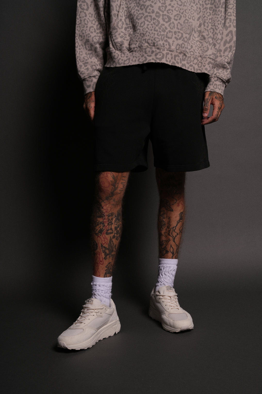 Thorns Post Lounge Sweat Shorts in Black
