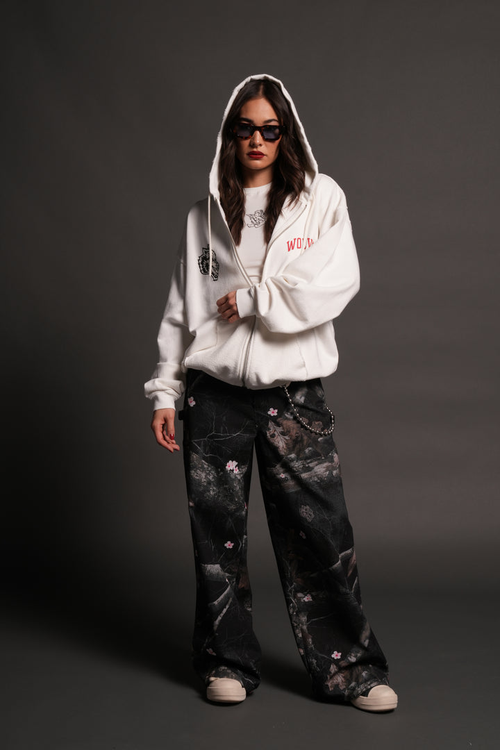 La Ca Frvr Grunge Moatis Zip Hoodie in Cream