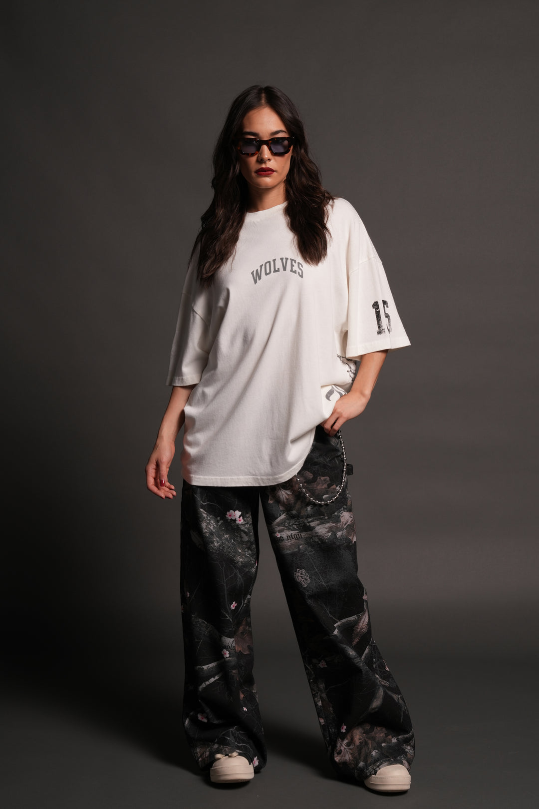 La Ca Frvr Premium Oversized Tee in Cream