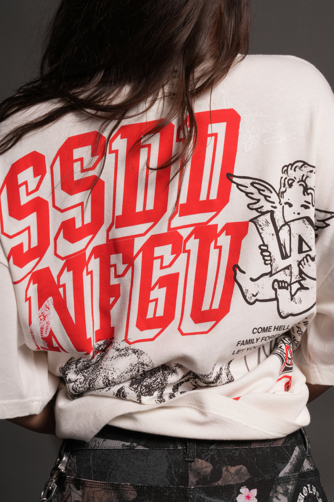 La Ca Frvr Premium Oversized Tee in Cream