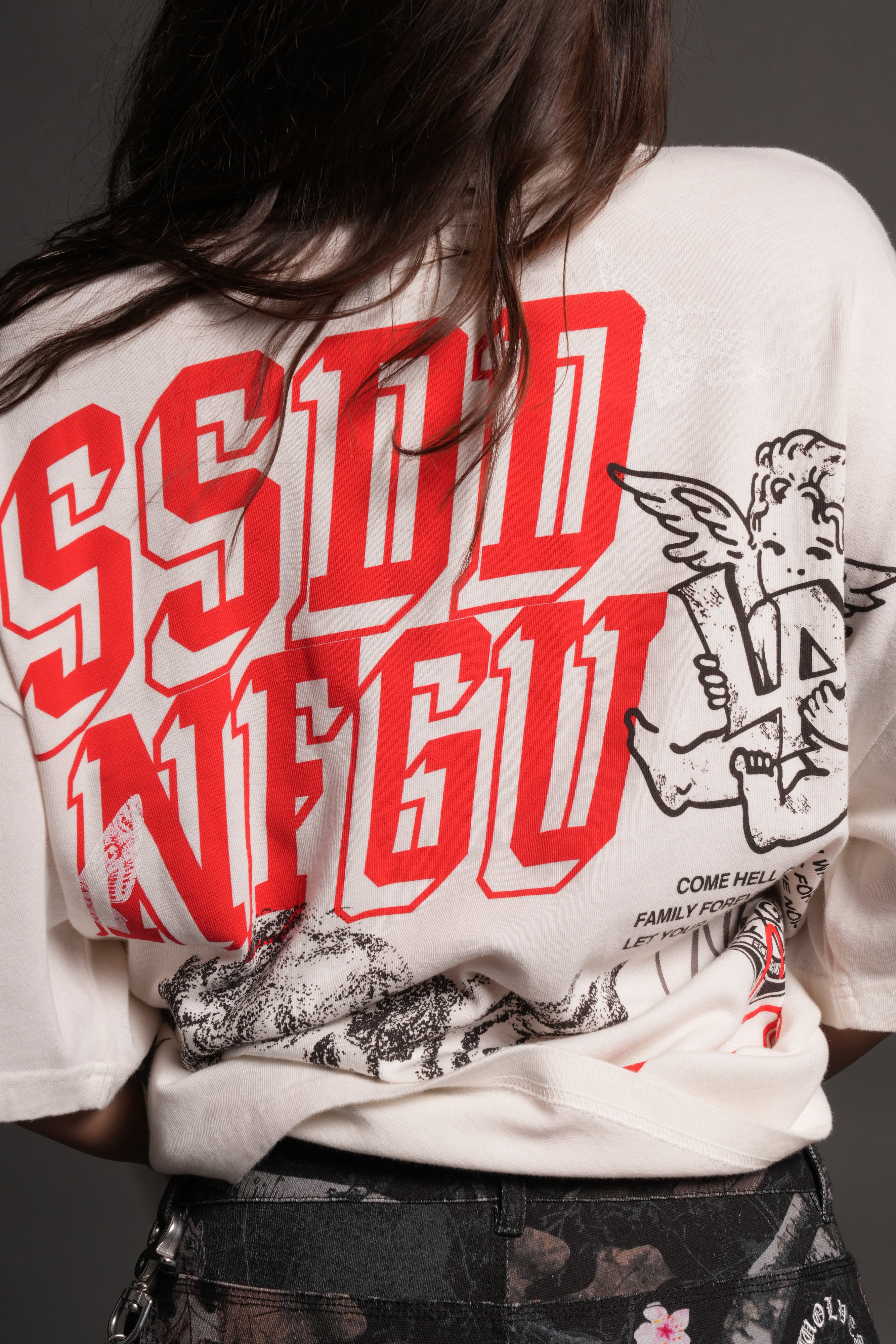 La Ca Frvr Premium Oversized Tee in Cream