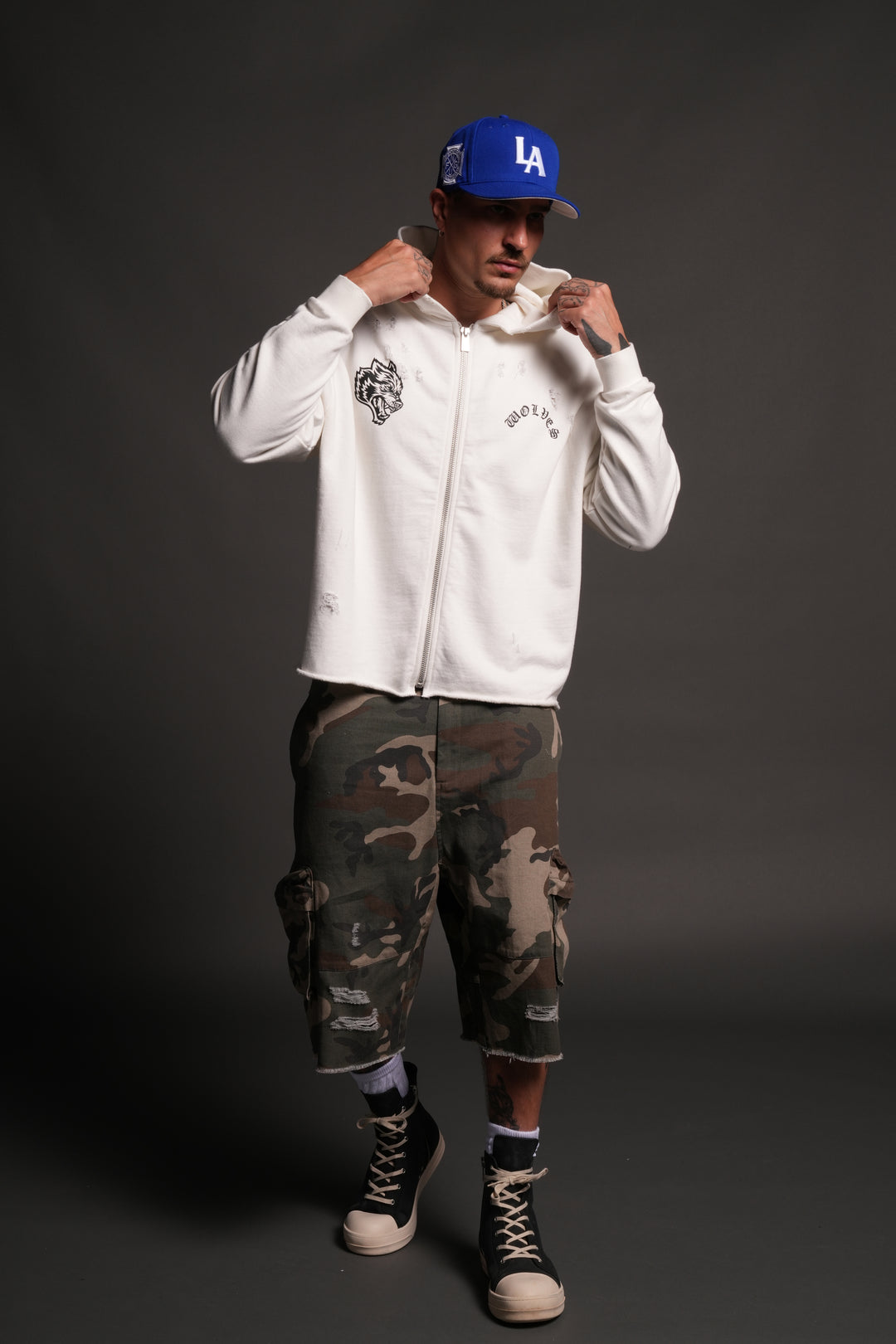 Los Cherub Distressed Grunge Mid Length Raw Hem Zip Hoodie in Cream