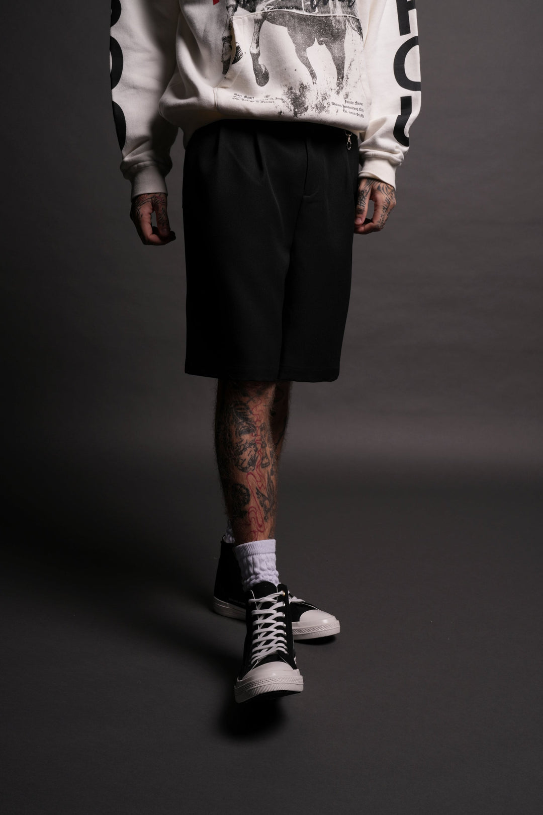 Wolf Chopper Armando Shorts in Black