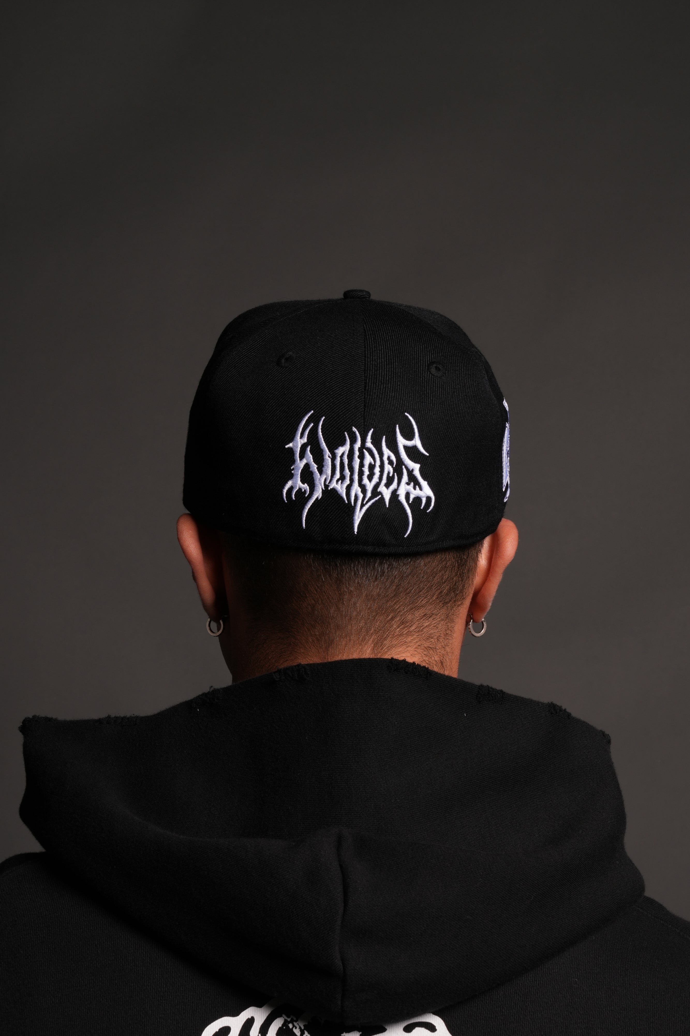 Los Angeles Forever Fitted Cap in Black – DarcSport