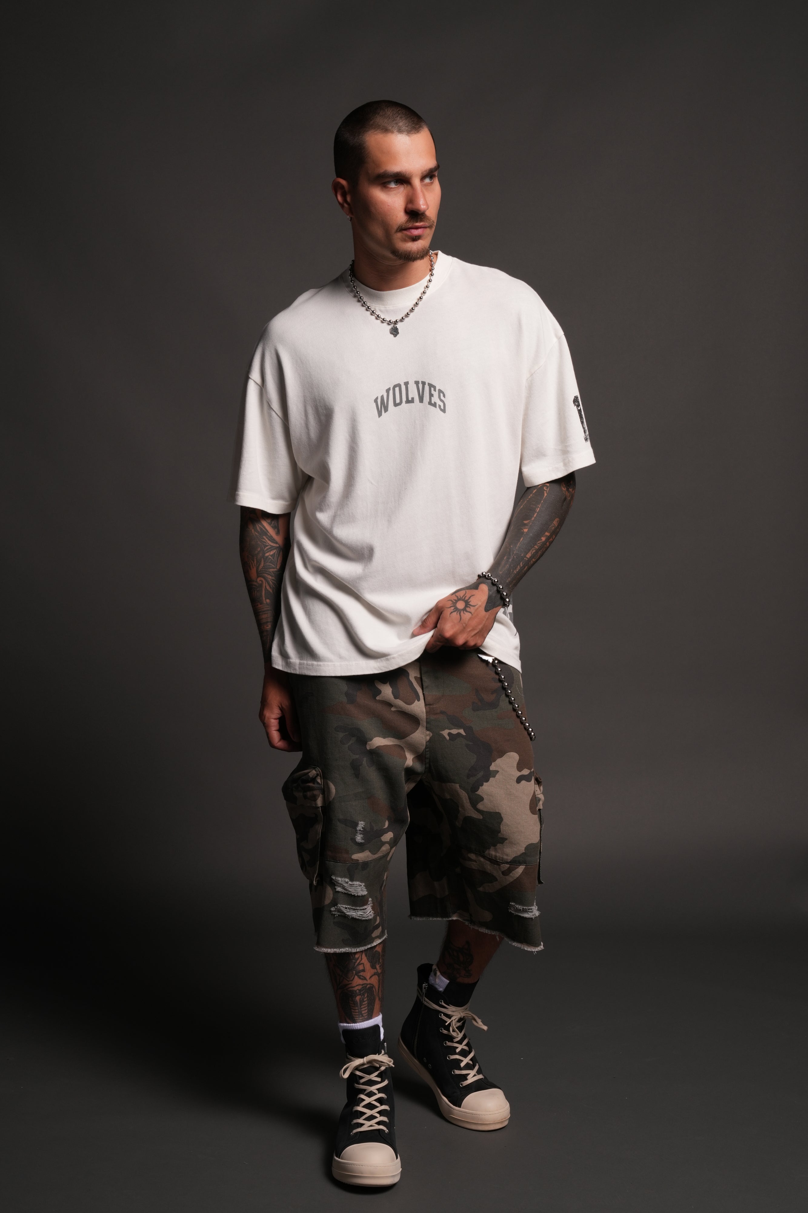 La Ca Frvr Premium Oversized Tee in Cream