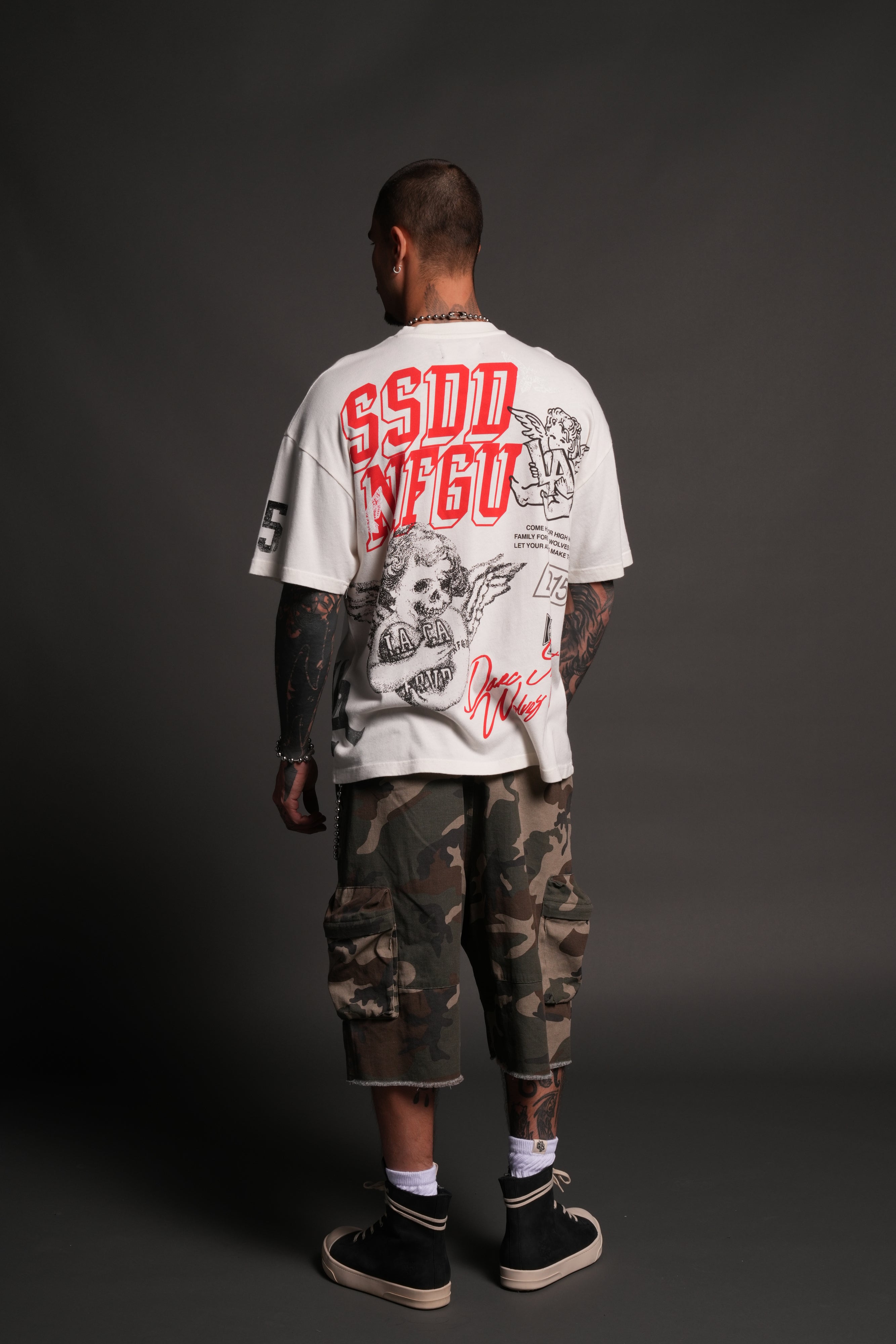 La Ca Frvr Premium Oversized Tee in Cream