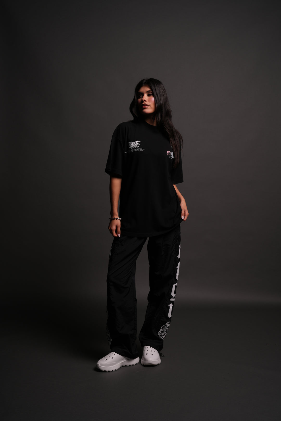 Scorpion Rose "Pump Cover" Tee in Black