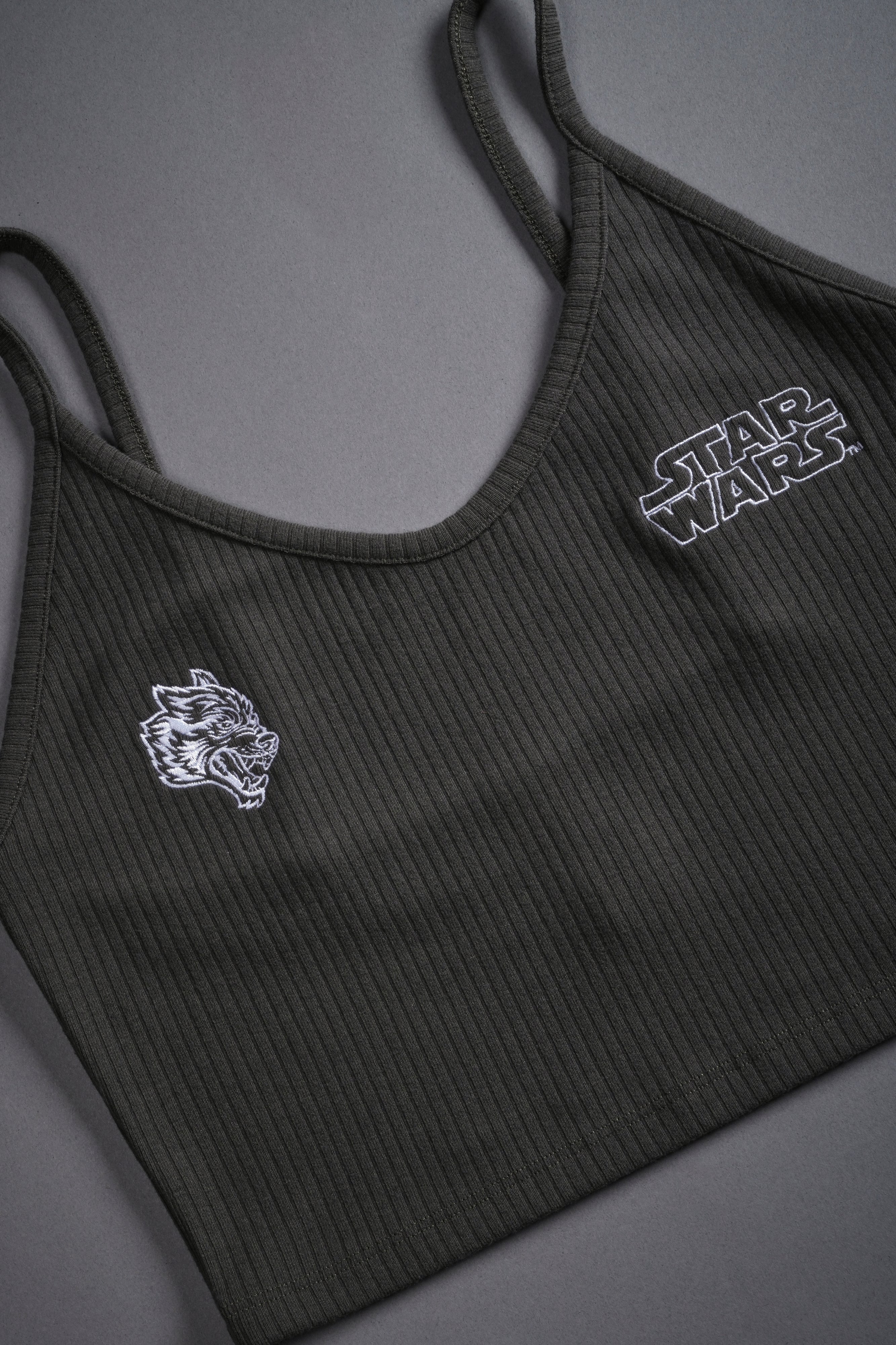 Star Wars Spaghetti Crop Tank in Wolf Gray