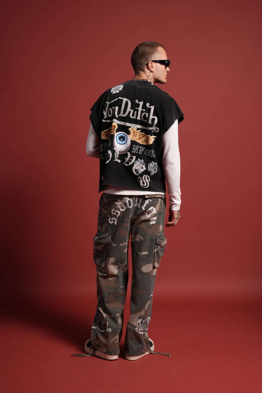 DSVD NFGU Distressed Grunge Cut-Off Mid-Length Raw Hem Tee in Black