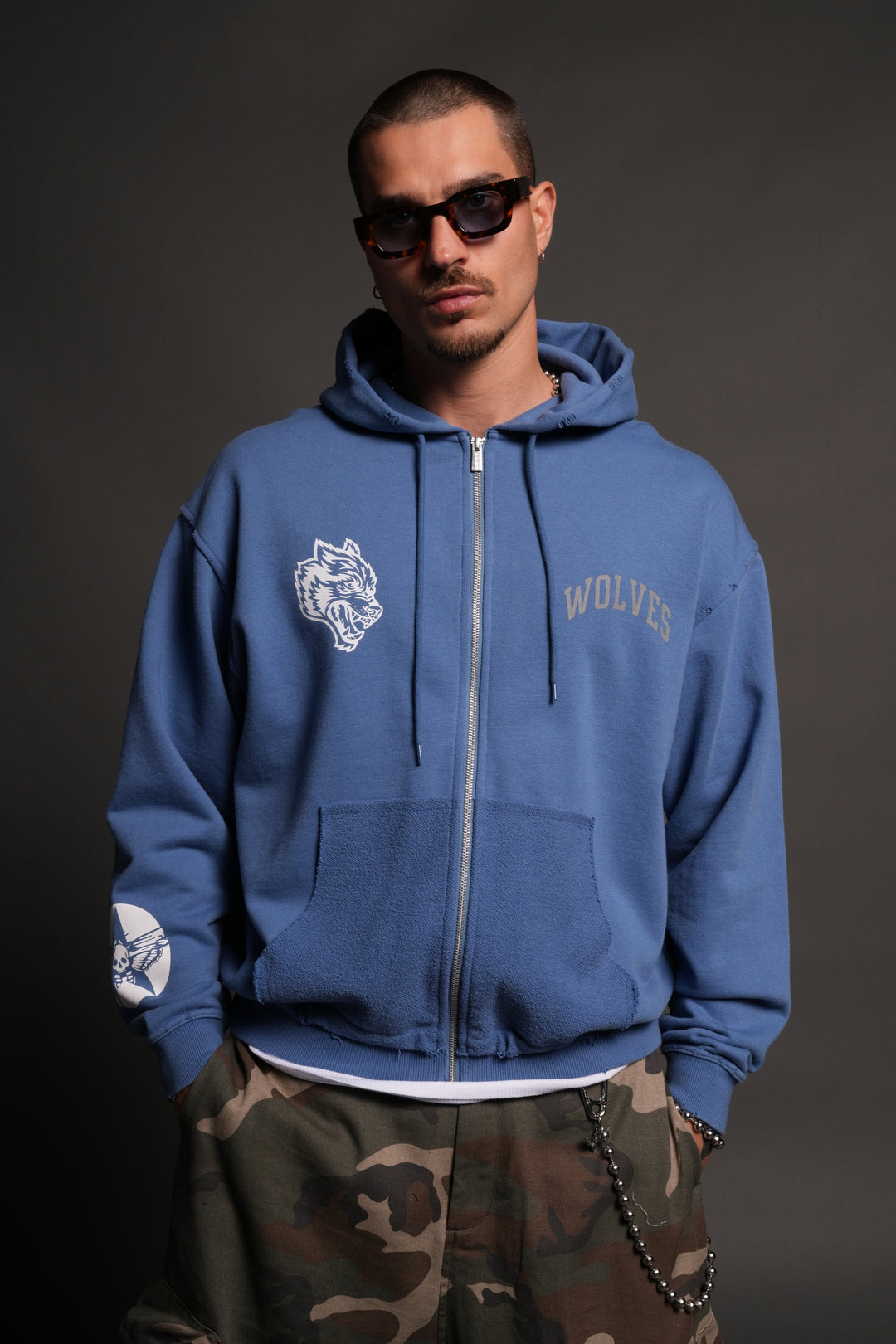 La Ca Frvr Grunge Moatis Zip Hoodie in La Blue