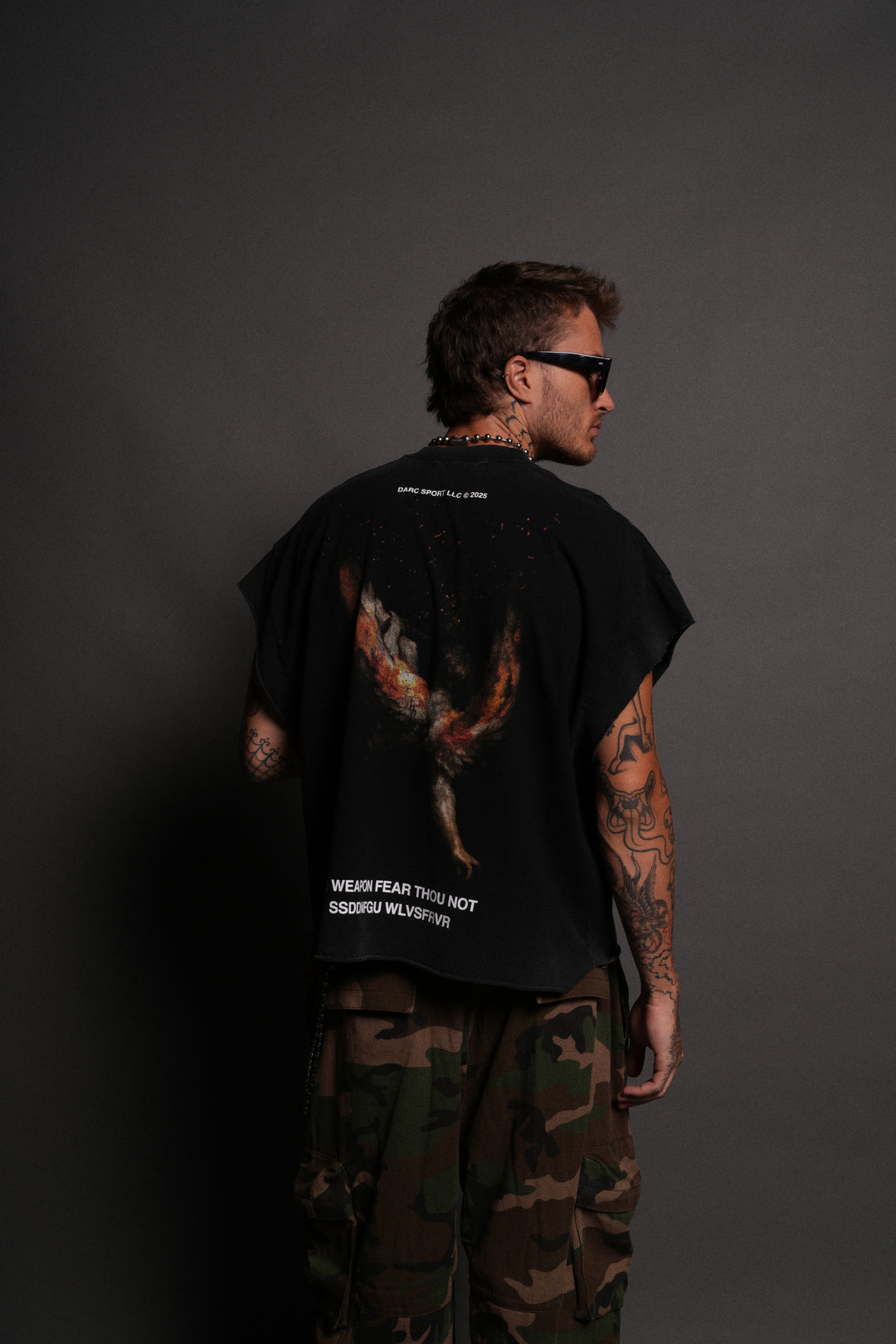 Casted Out Grunge Cut-Off Tee in Black