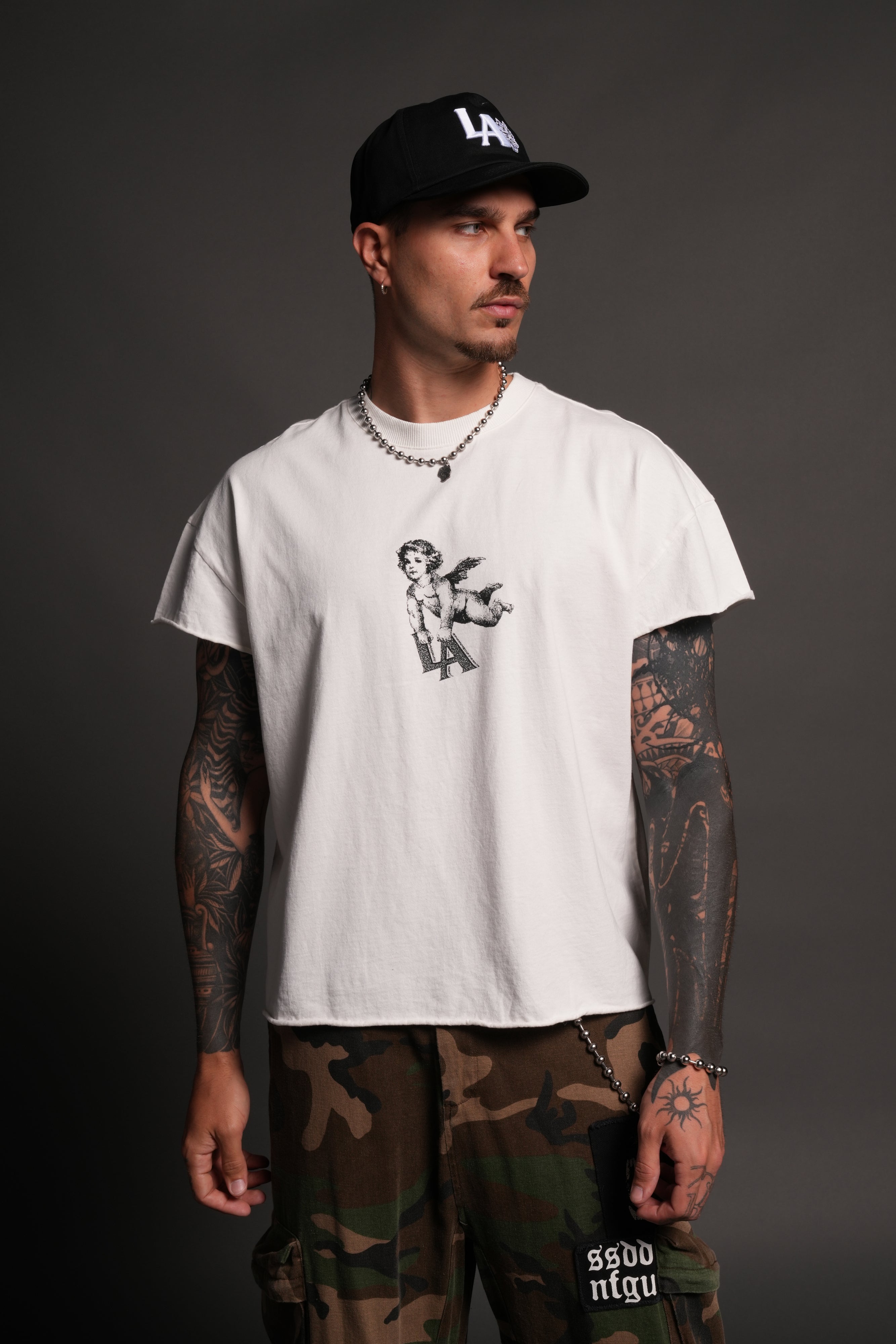 La Cherub Grunge Mid Length Raw Hem Cap Sleeve Tee in Cream