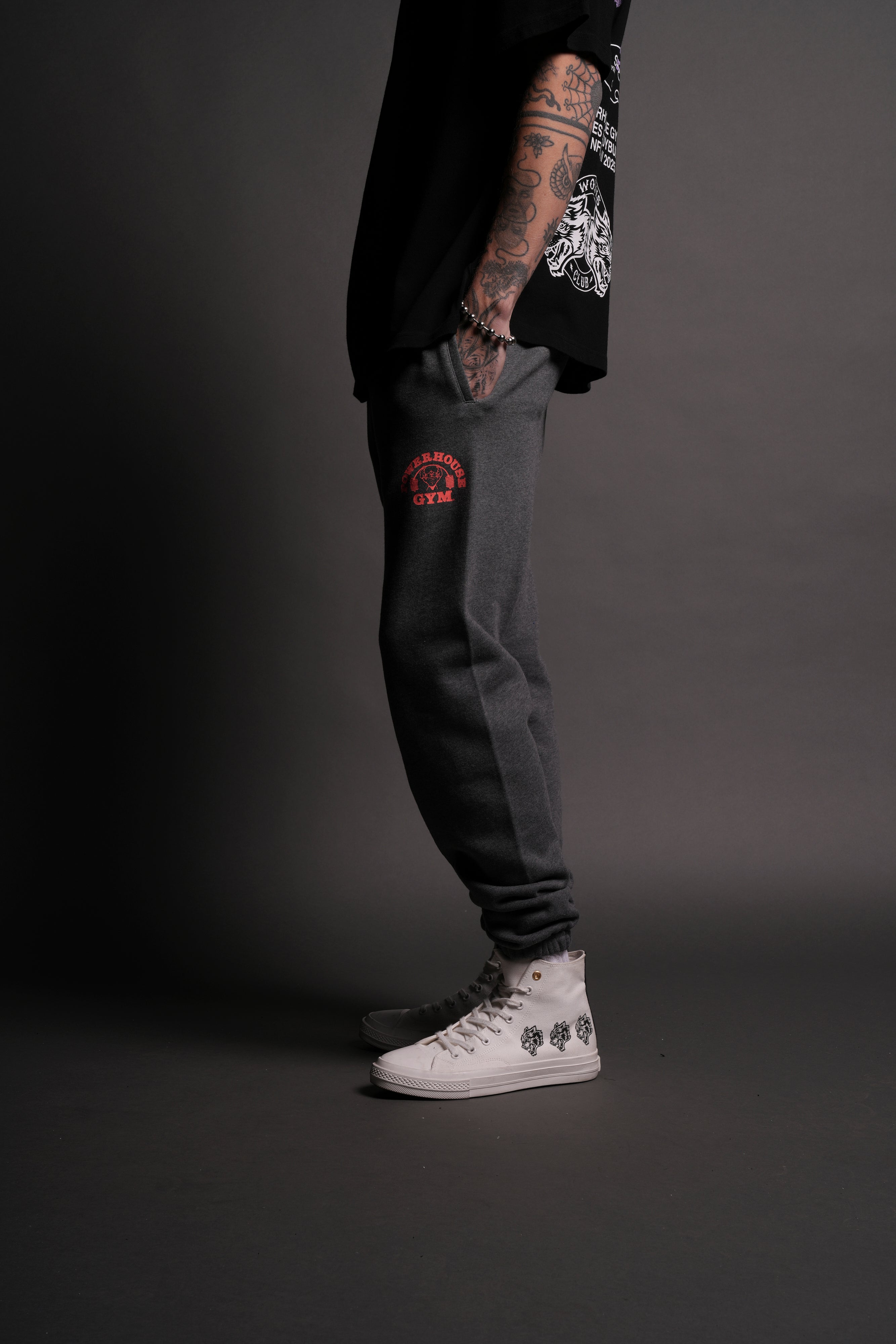 Powerhouse Wolves Post Lounge Sweats in Darc Heather Gray