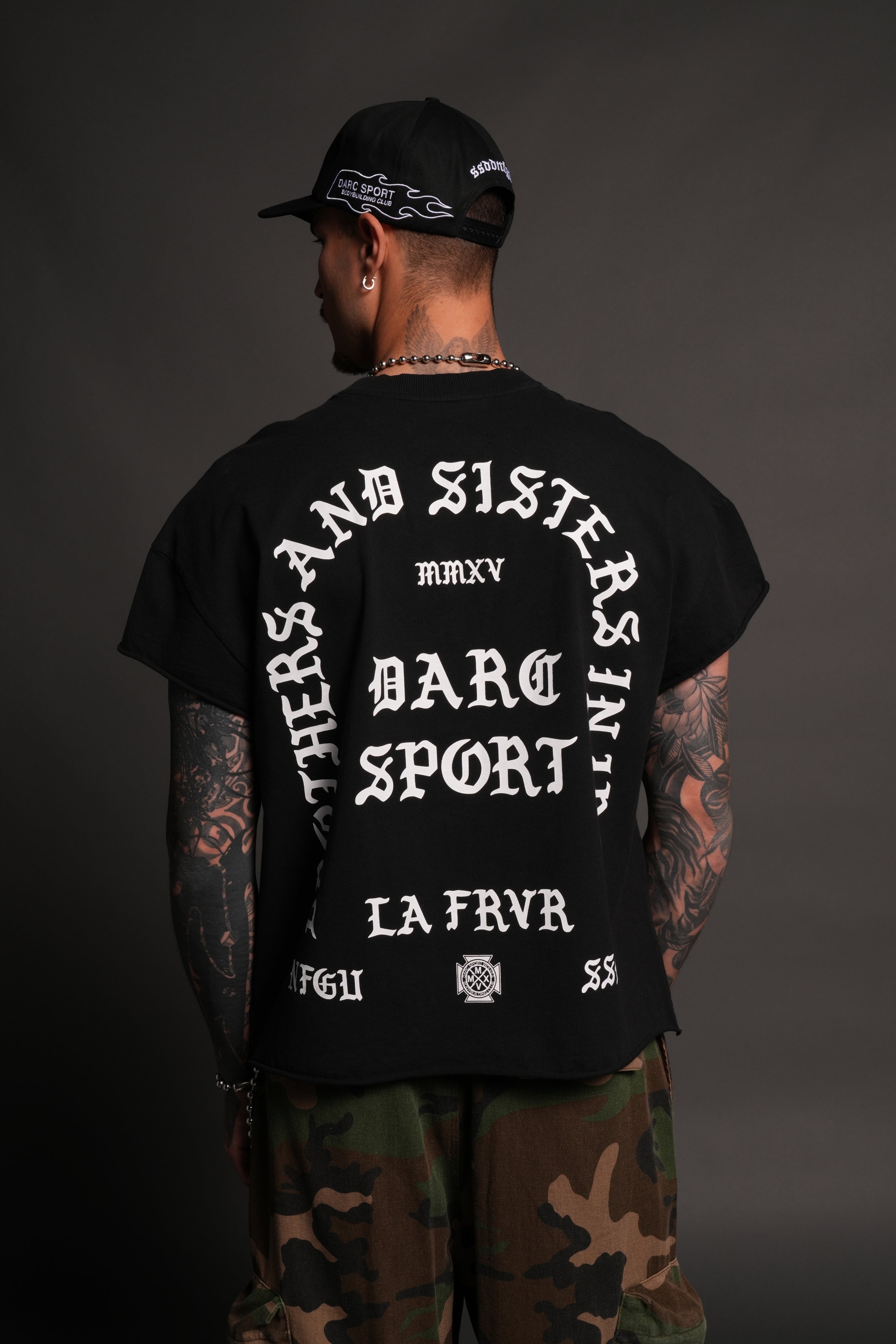 La Cherub Grunge Mid Length Raw Hem Cap Sleeve Tee in Black