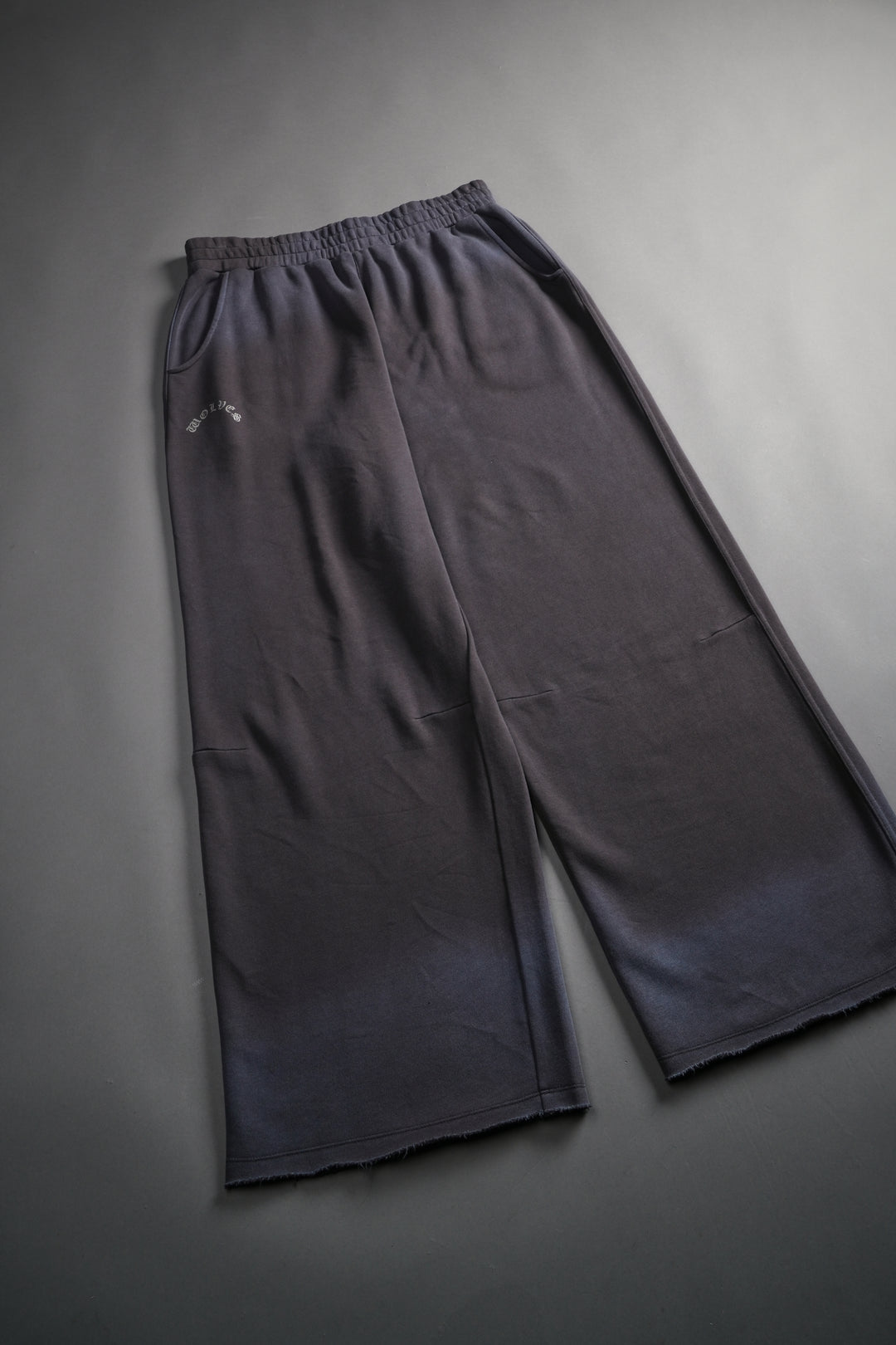 Darc Wandering Moaty Sweat Pants in Wolf Gray Drift Wash