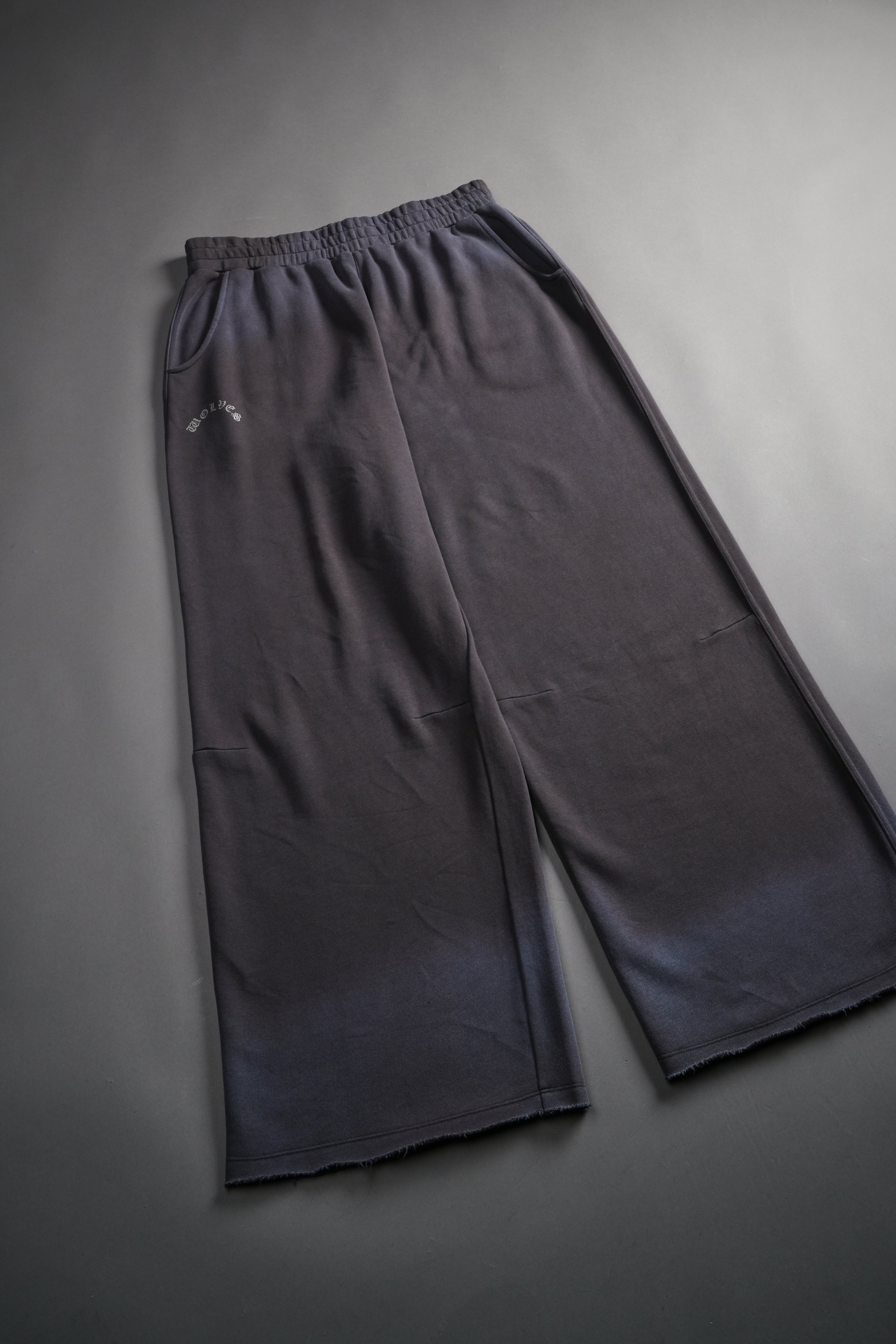 Darc Wandering Moaty Sweat Pants in Wolf Gray Drift Wash