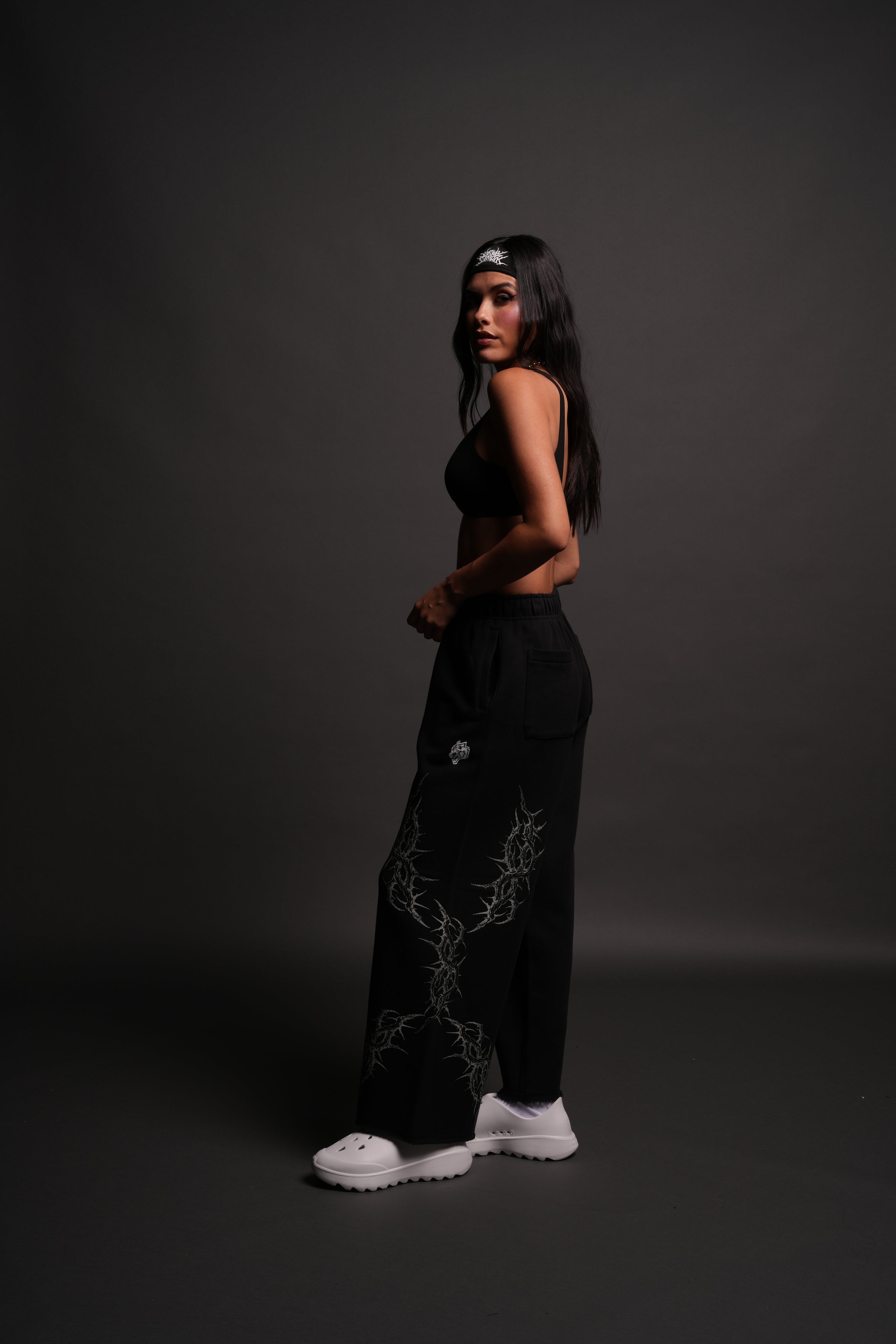 Thorns Durst Sweats V2 in Black