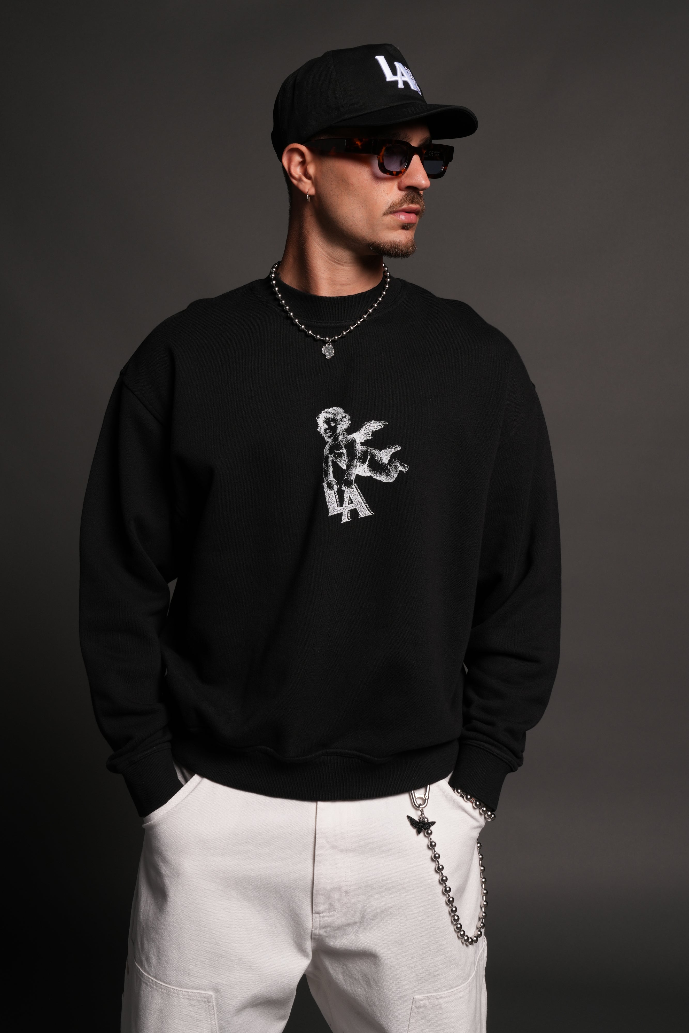 La Cherub London Crewneck in Black