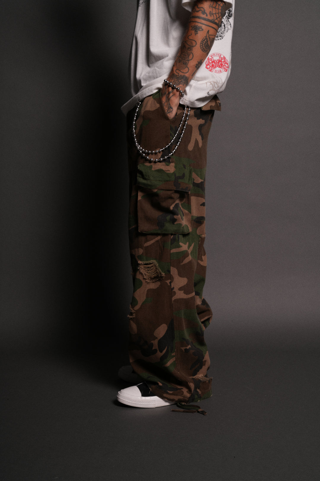 Wolf Chopper Duke Cargo Pants in Woodland Camo