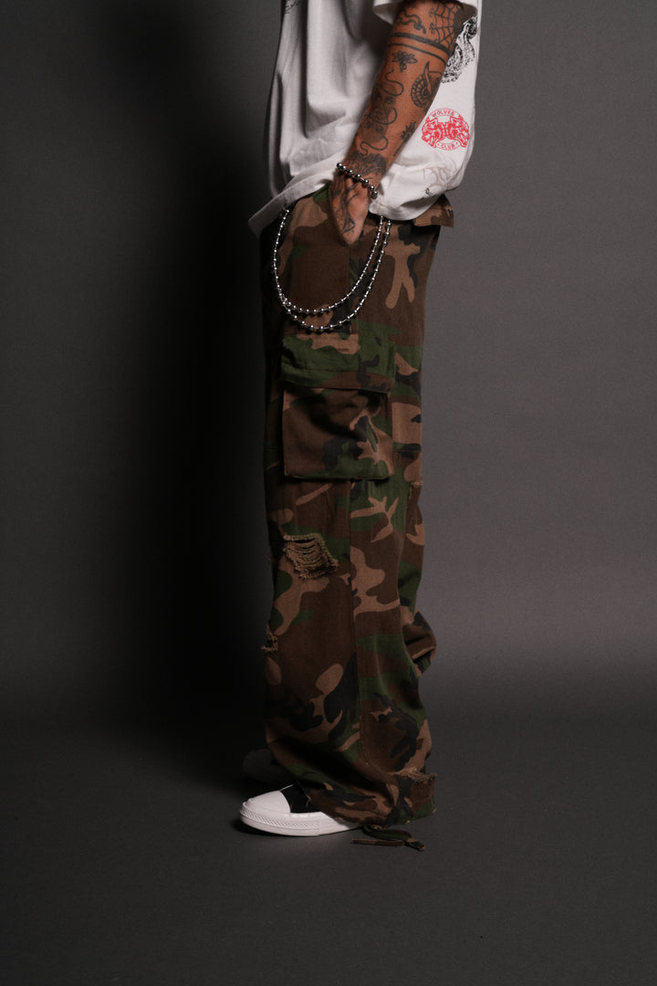 Wolf Chopper Duke Cargo Pants in Woodland Camo