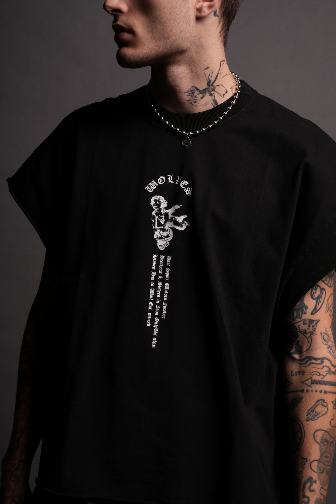 Guardian Cherub "Grunge" Cut Off Tee in Black