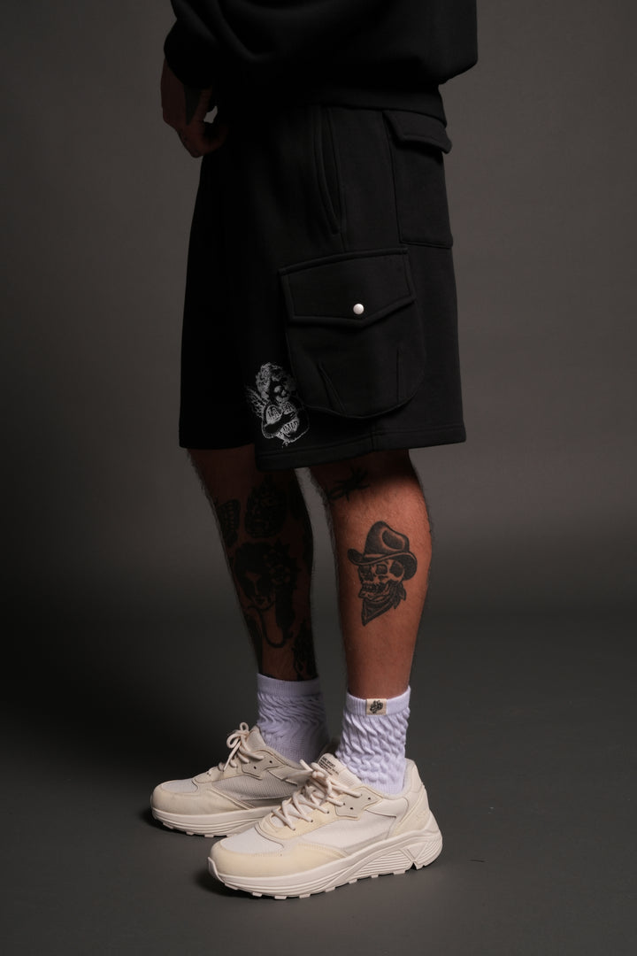 La Ca Frvr Cornell Cargo Sweat Shorts in Black