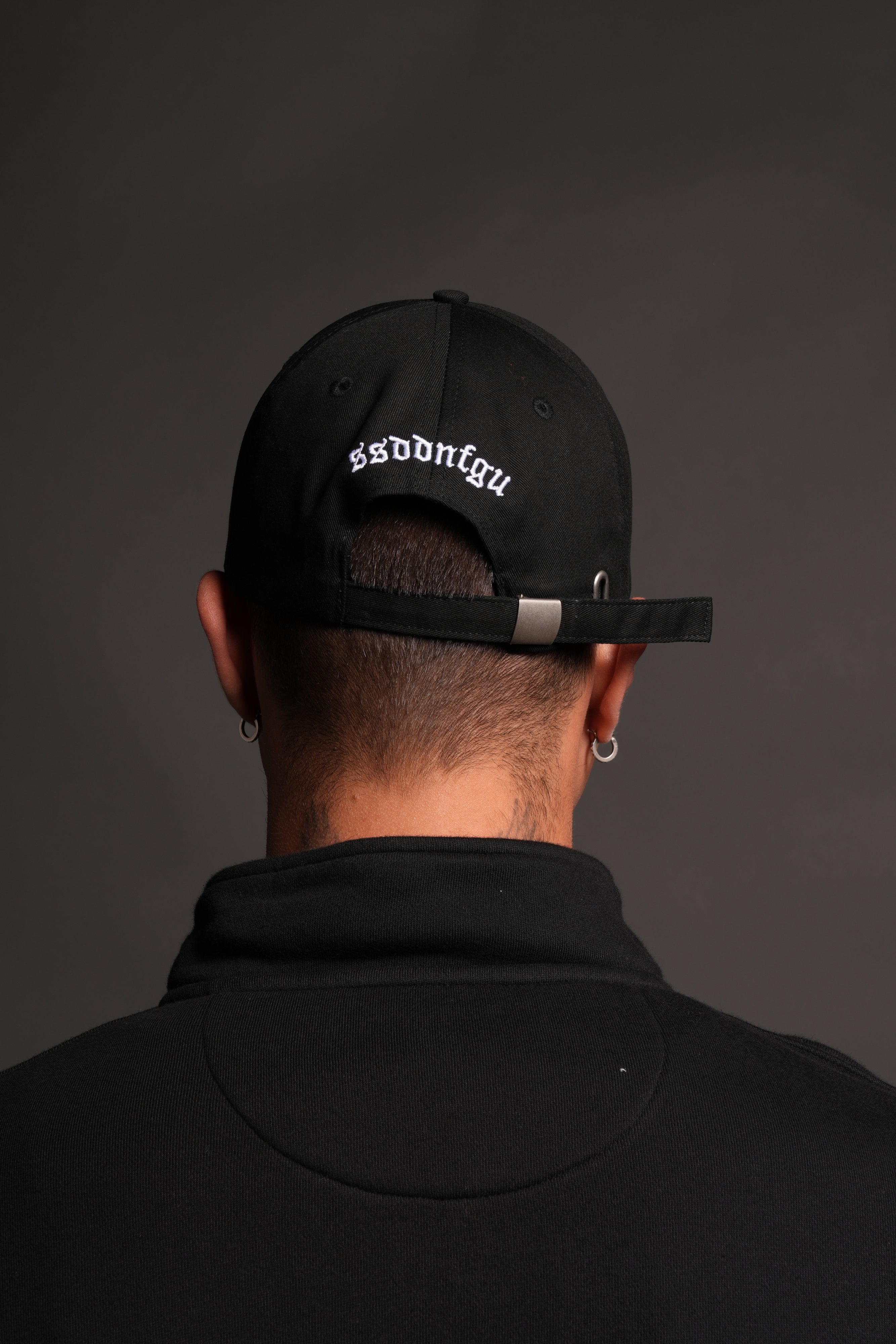 La Cherub Dad Hat (V2) in Black