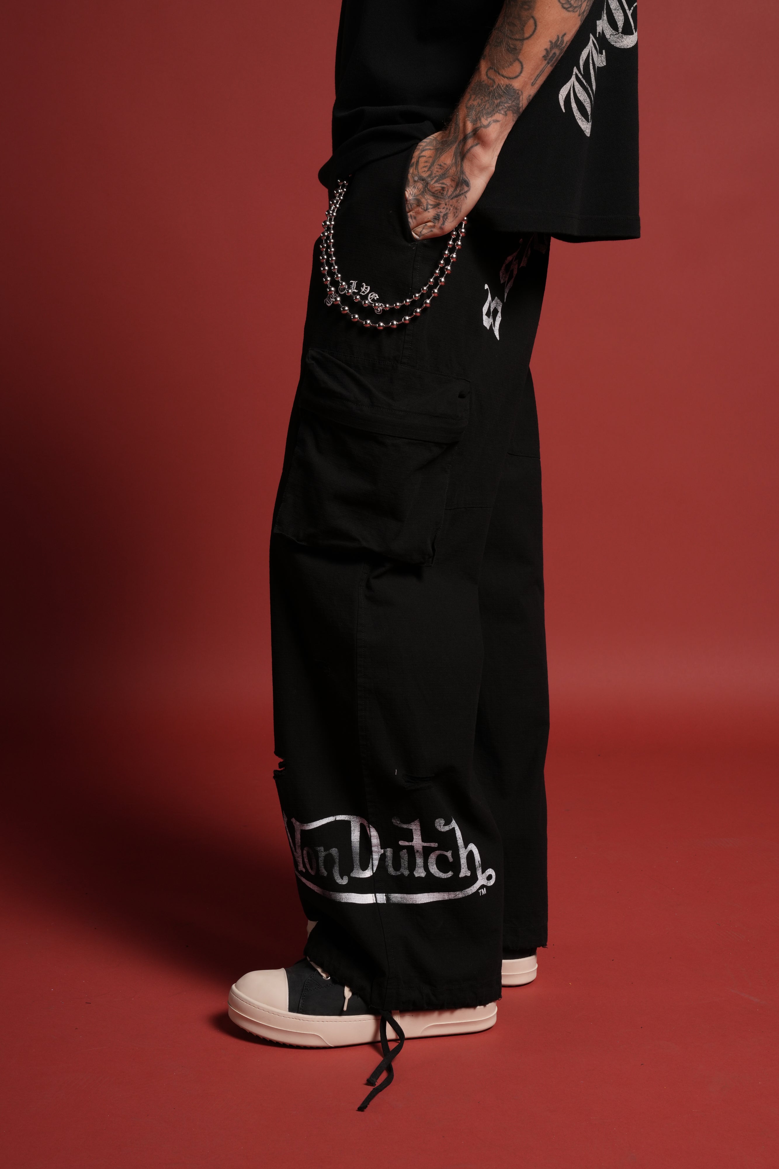 Hellbound Duke Cargo Pants in Black