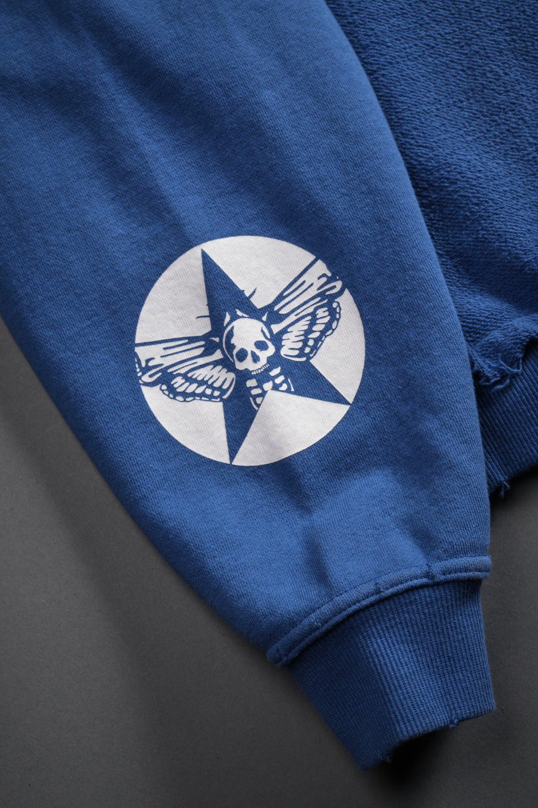La Ca Frvr Grunge Moatis Zip Hoodie in La Blue