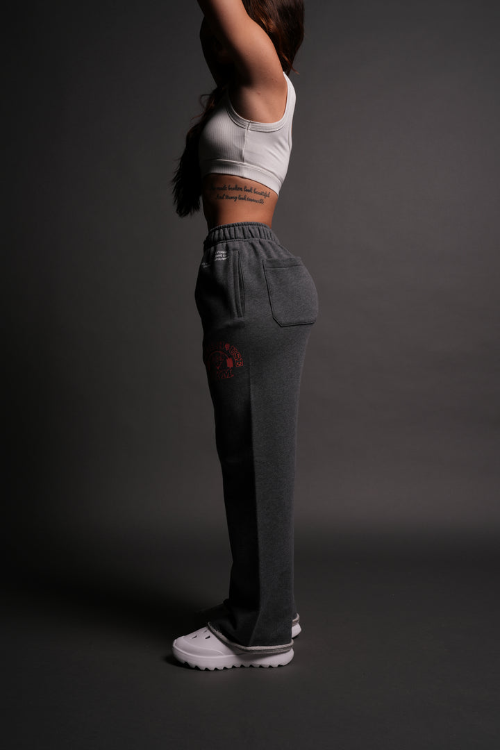 Big Wolf Powerhouse She Big Cozy Sweats in Darc Heather Gray