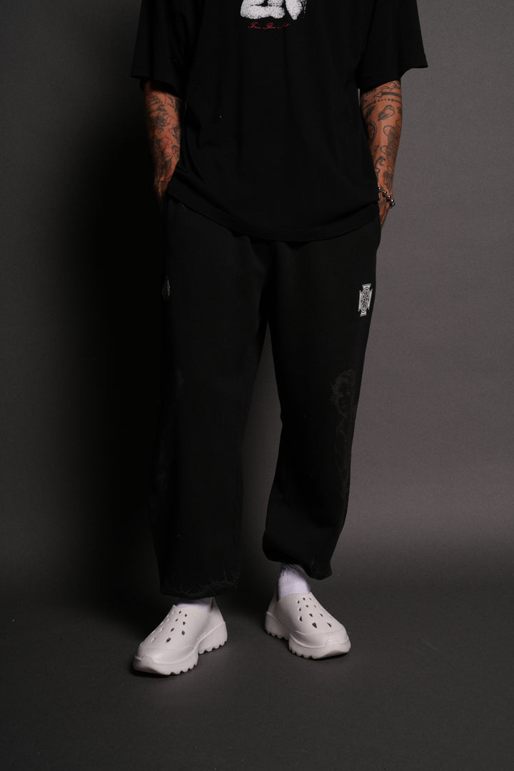Messengers Lightweight Lounger Sweat Pants in Black