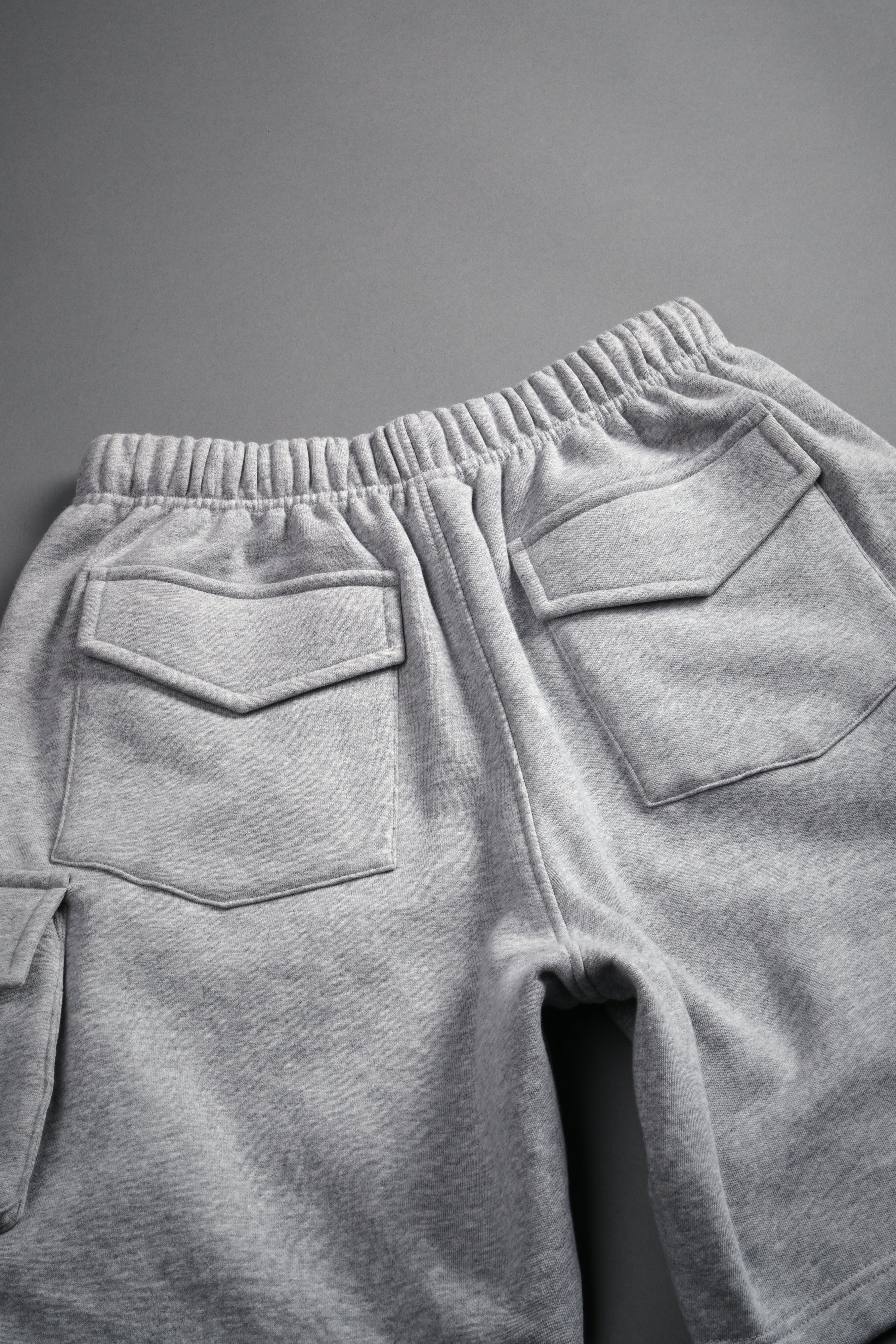 La Ca Frvr Cornell Cargo Sweat Shorts in Light Athletic Gray