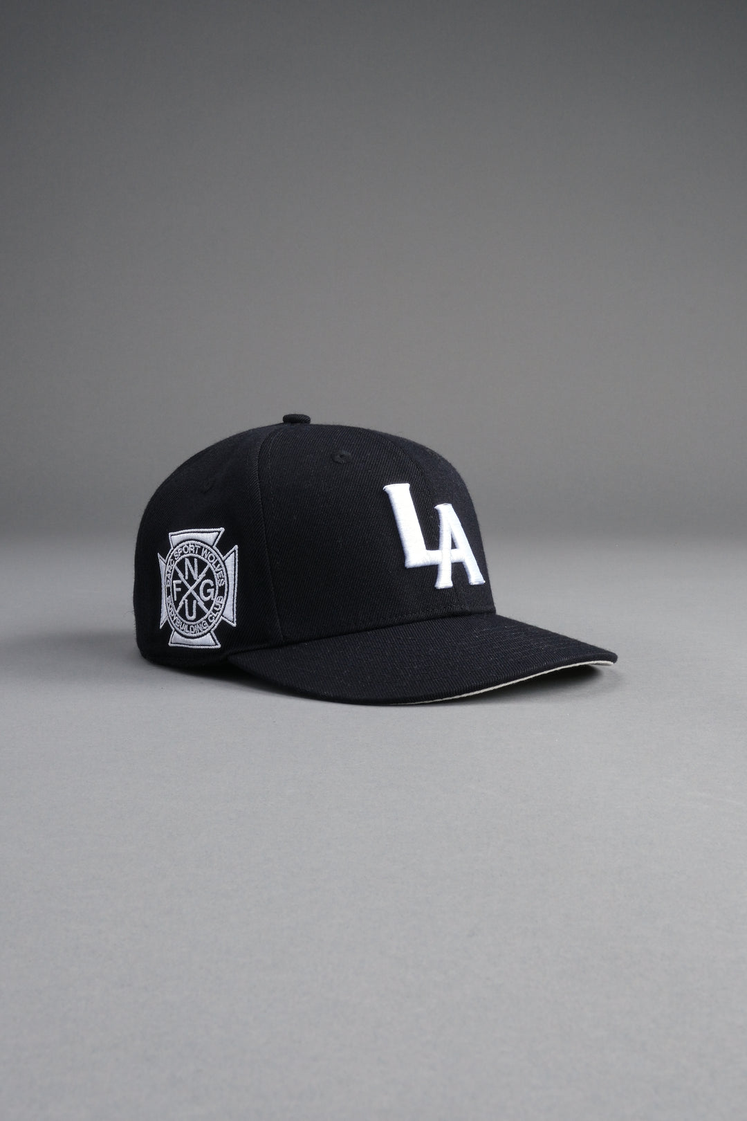 Los Angeles Forever Fitted Cap in Black