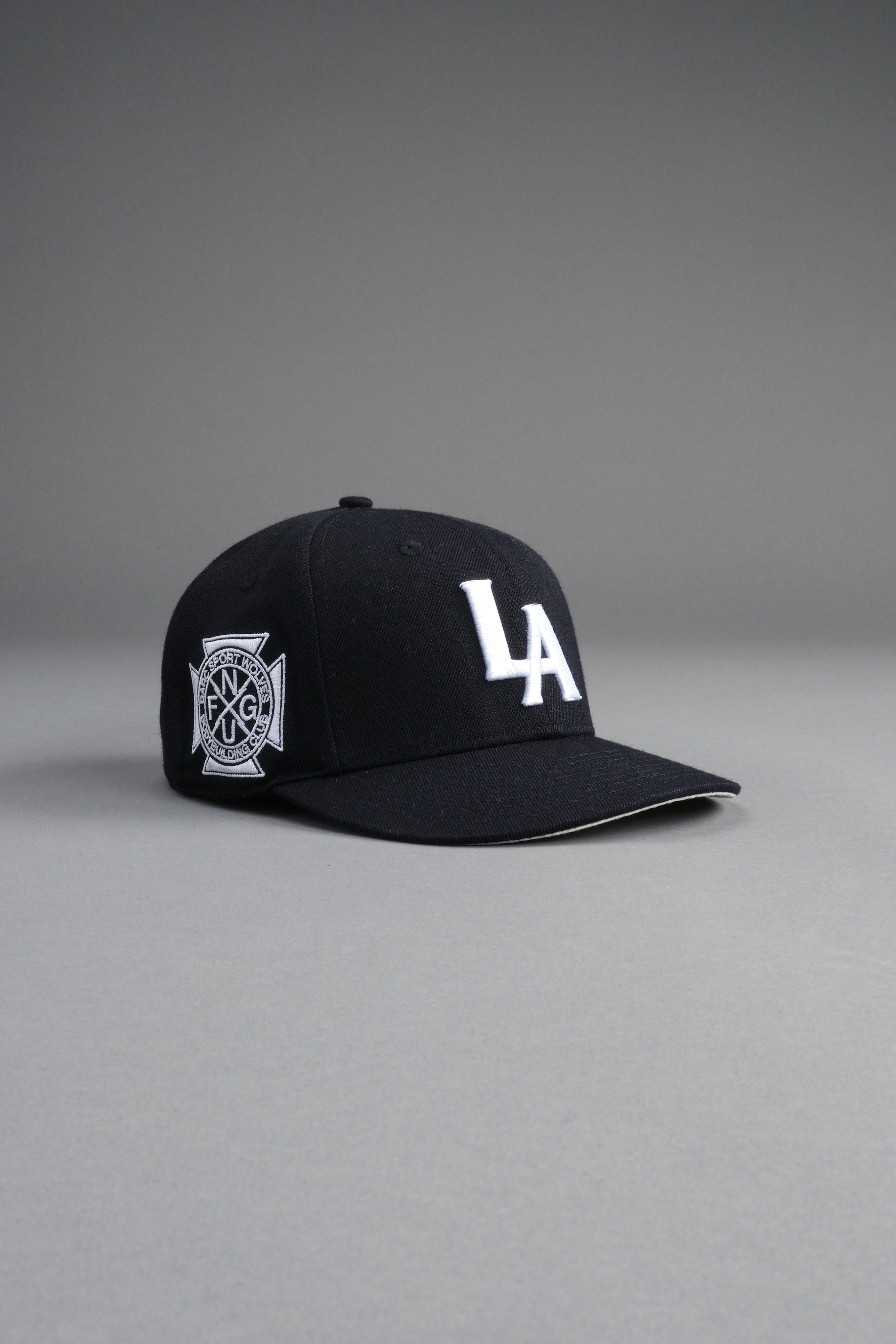 Los Angeles Forever Fitted Cap in Black