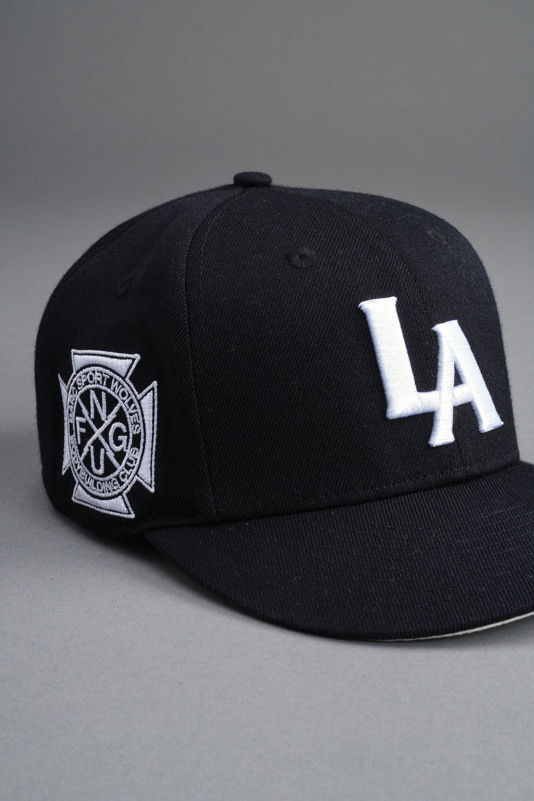 Los Angeles Forever Fitted Cap in Black
