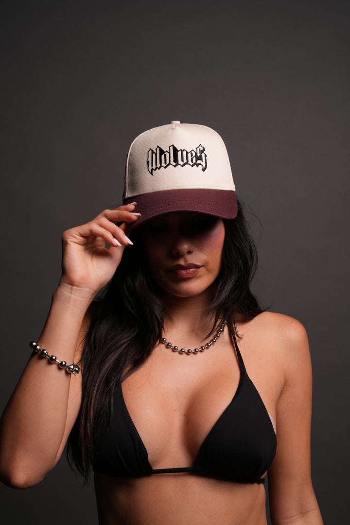 Thorns 5 Panel Hat in Cream/Oxblood