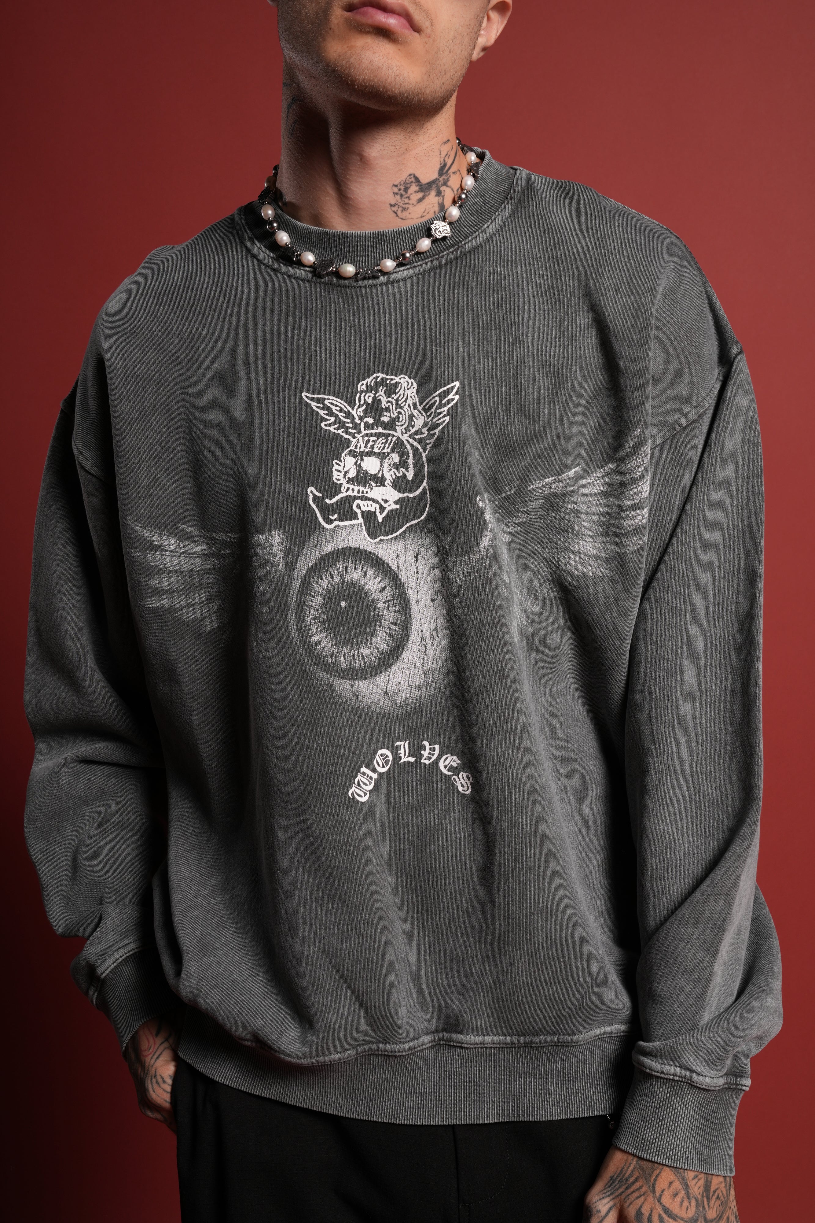 Flight Club London Crewneck in Wolf Gray