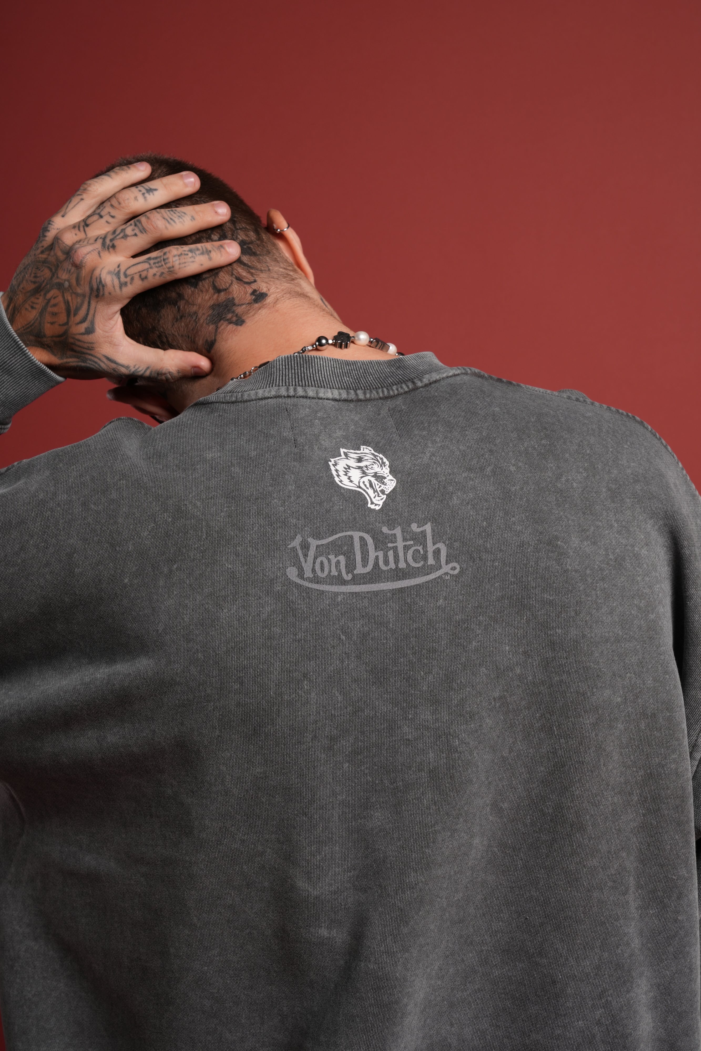 Flight Club London Crewneck in Wolf Gray