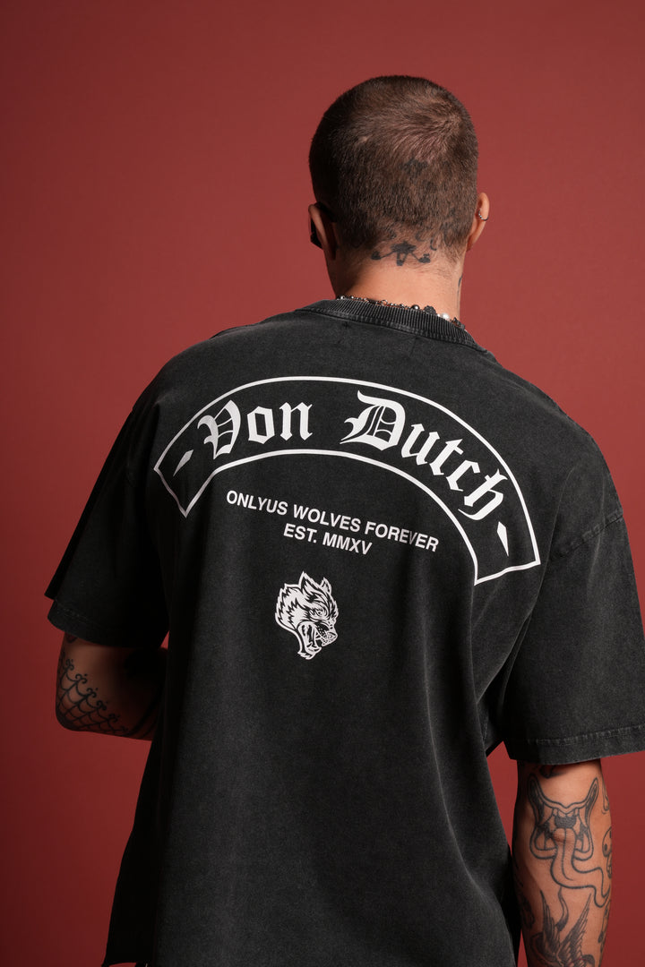 Darc Covenant Grunge Mid-Length Raw Hem Tee in Black