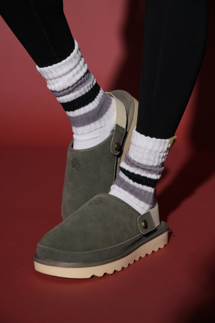 Sedona Slides in Olive