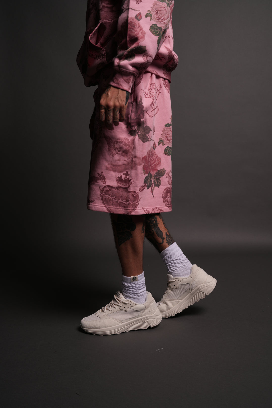 Wolves Club Oversized Osiris Sweat Shorts in De La Rosa