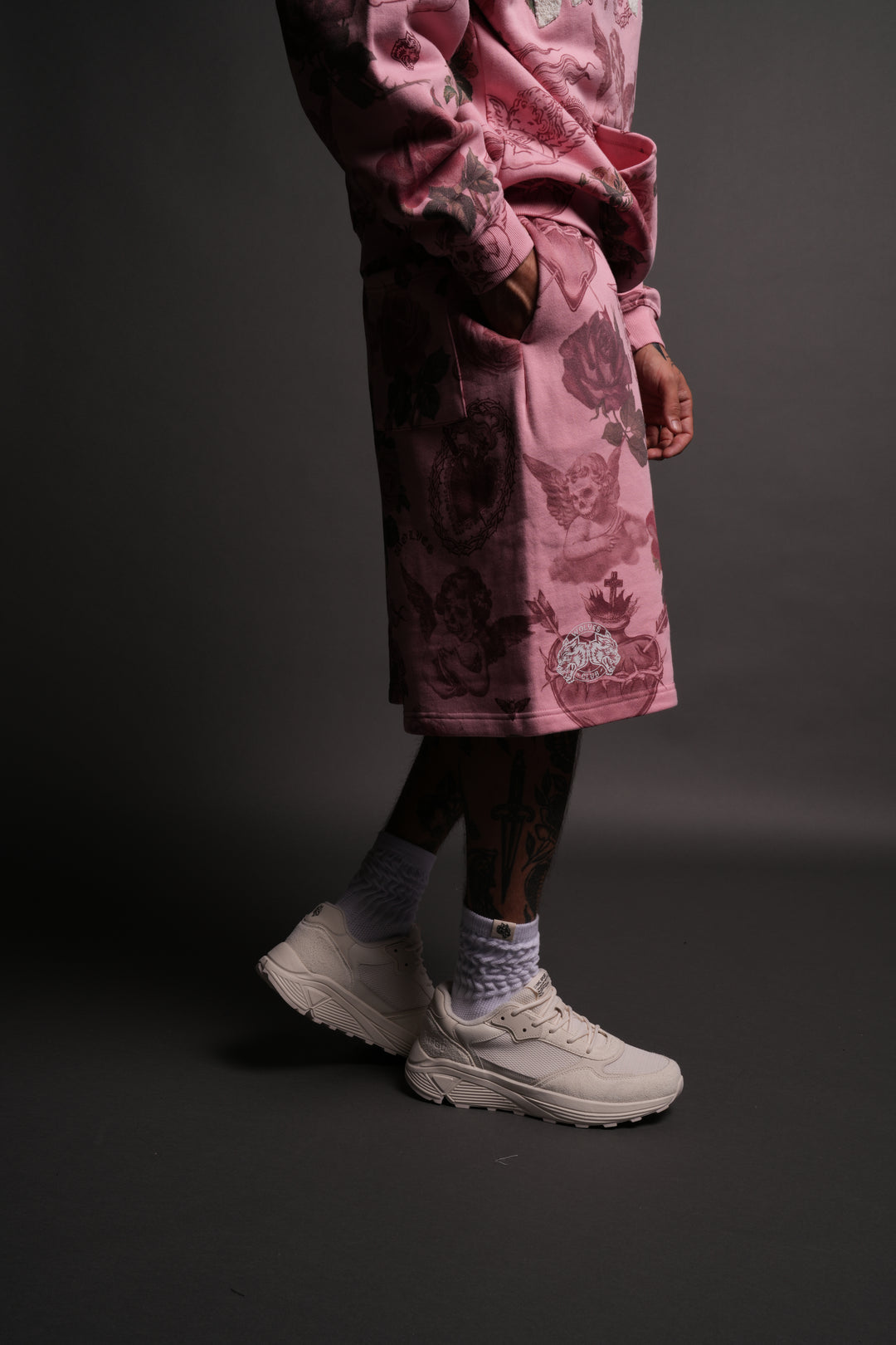 Wolves Club Oversized Osiris Sweat Shorts in De La Rosa