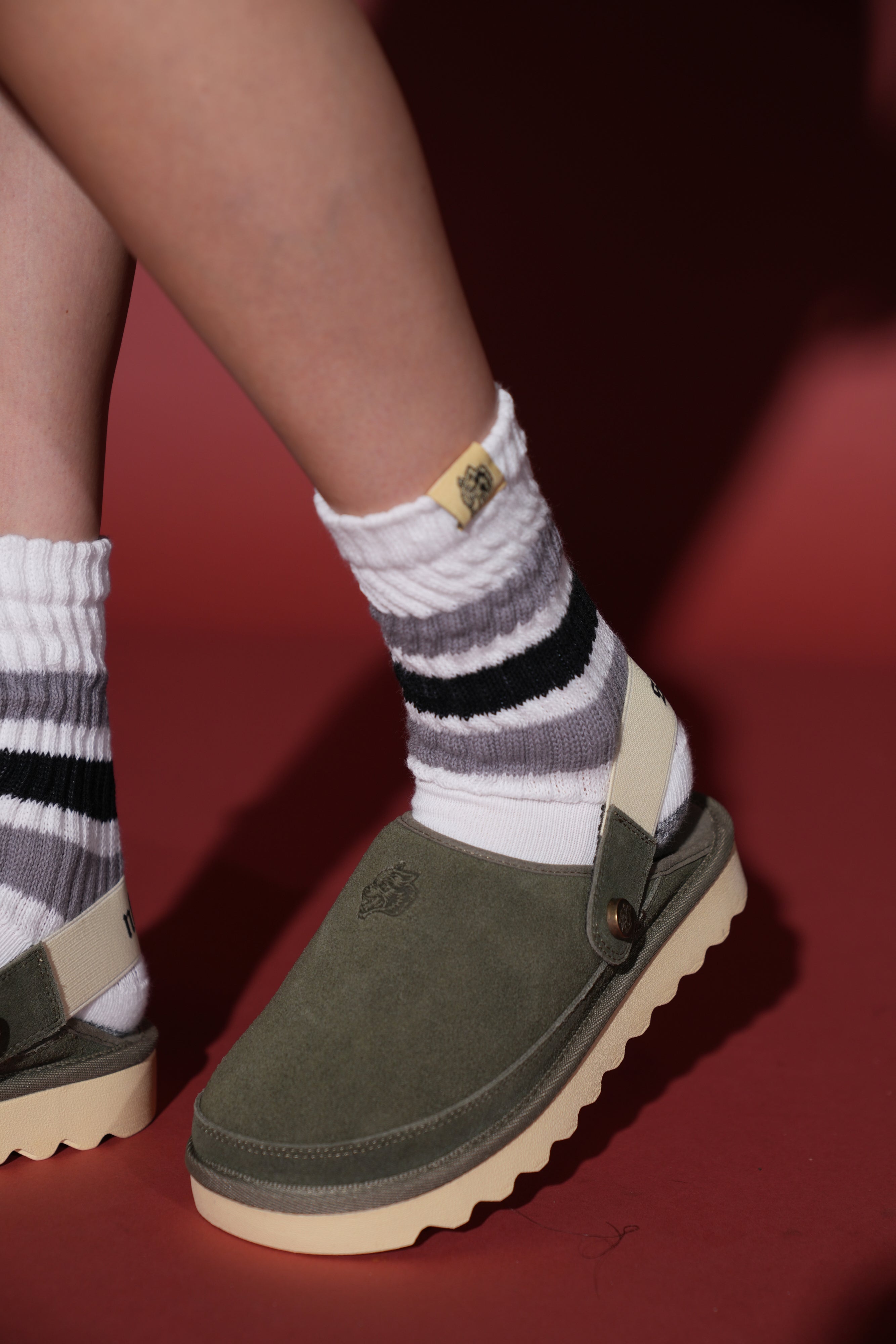 Sedona Slides in Olive