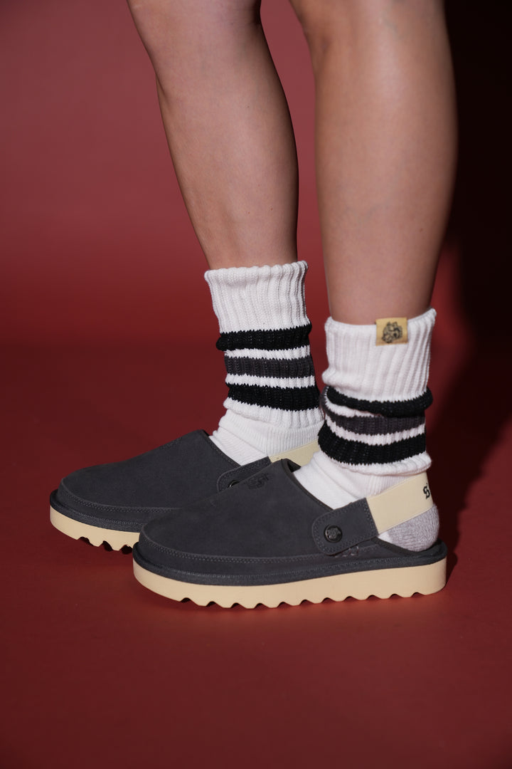 Wolf Patch Boot Socks in Cream/Midnight Blue